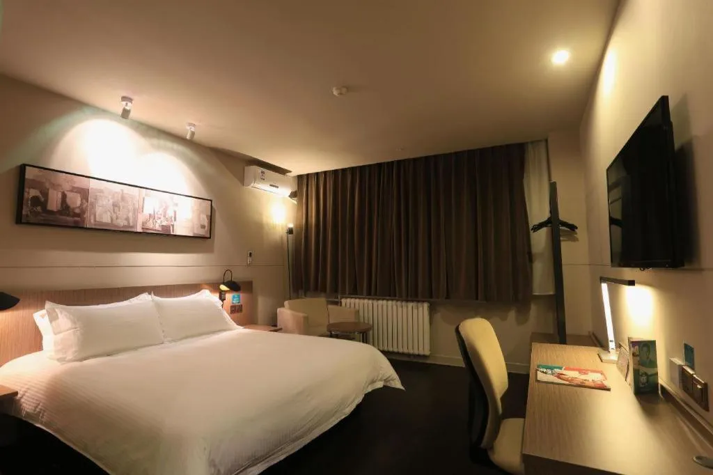 Bed in Jinjiang Inn Xi'an Zhonglou North Street Metro Station