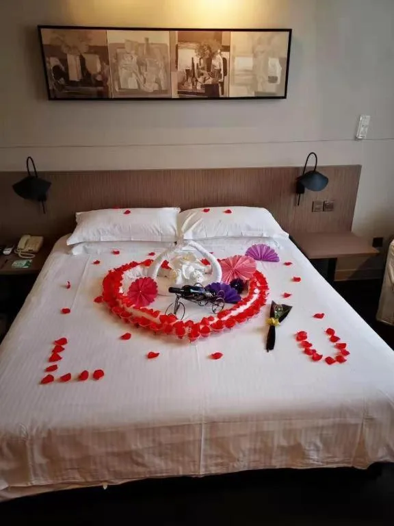 Bed in Jinjiang Inn Xi'an Zhonglou North Street Metro Station