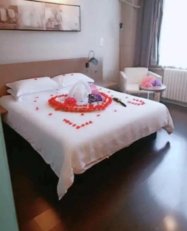 Bed in Jinjiang Inn Xi'an Zhonglou North Street Metro Station