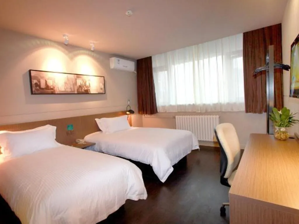 Bed in Jinjiang Inn Xi'an Zhonglou North Street Metro Station