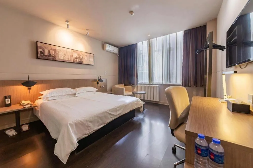 Bed in Jinjiang Inn Xi'an Zhonglou North Street Metro Station