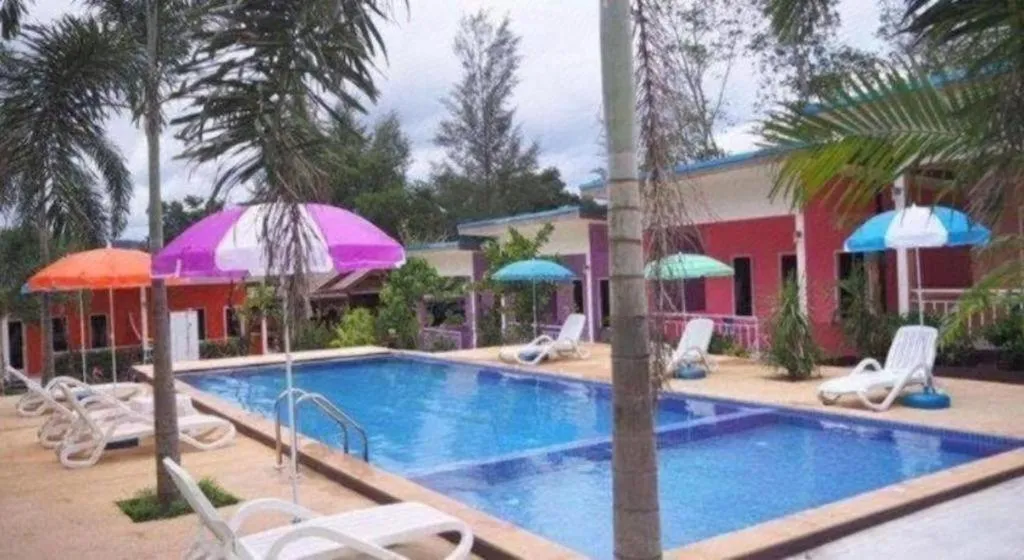 At night Airport Resort