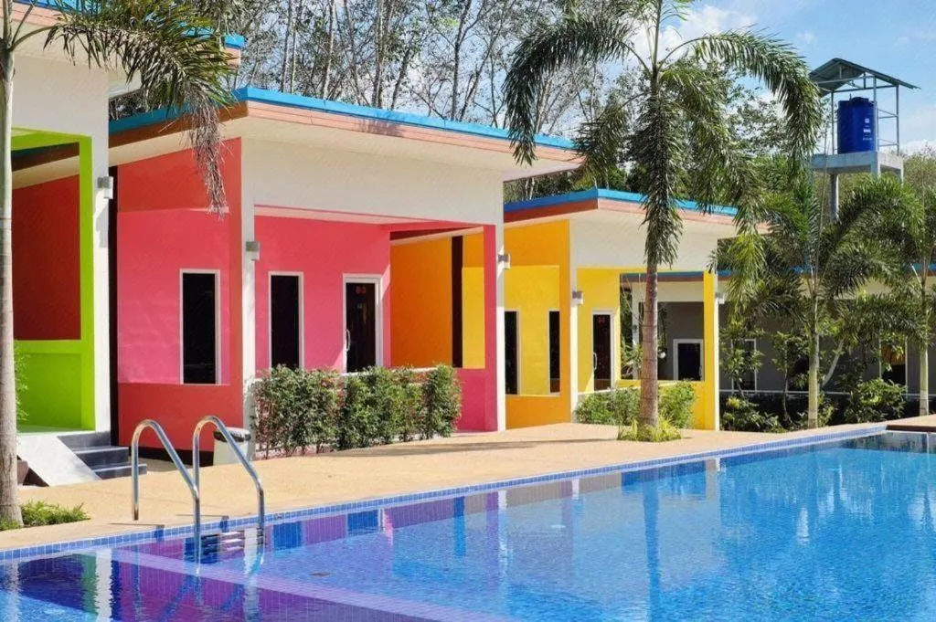 At night Airport Resort