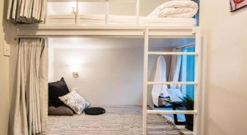 Bed in Chamberlain Bangkok