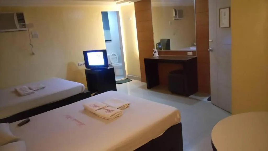 Bed in Bermuda Hotel