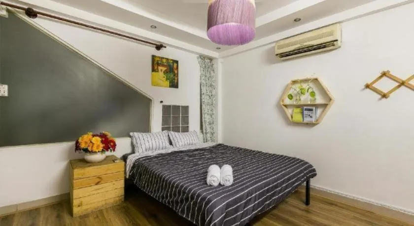 Bed in 1991 HOME SAI GON