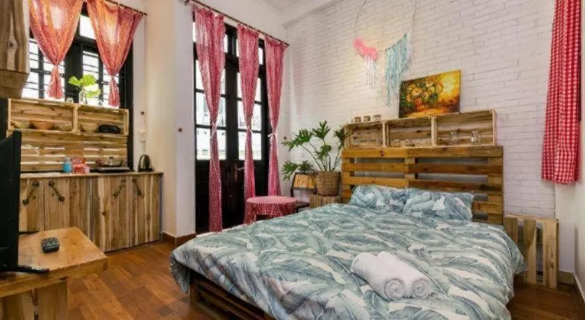 Bed in 1991 HOME SAI GON