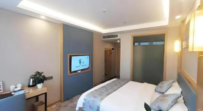 Bed in GreenTree Inn Guiyang Wudang District High-speed Railway East Station