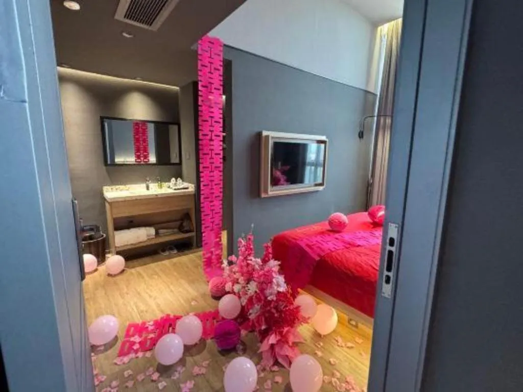 Bed in Opus Hotel Jiangmen