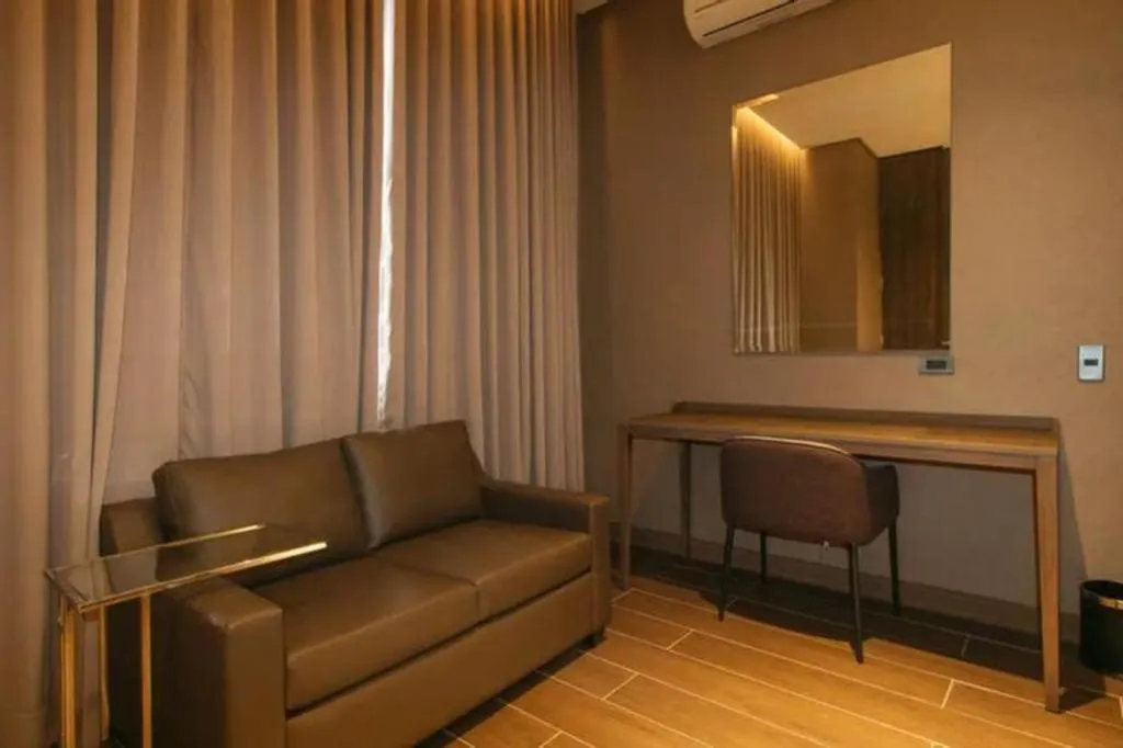 Hotel Amarah and Aiome