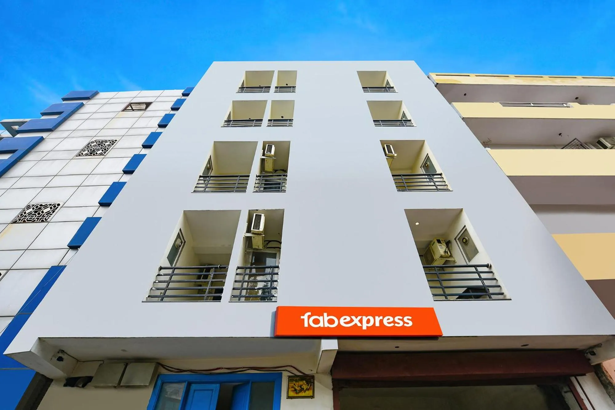 FabHotel Twamev