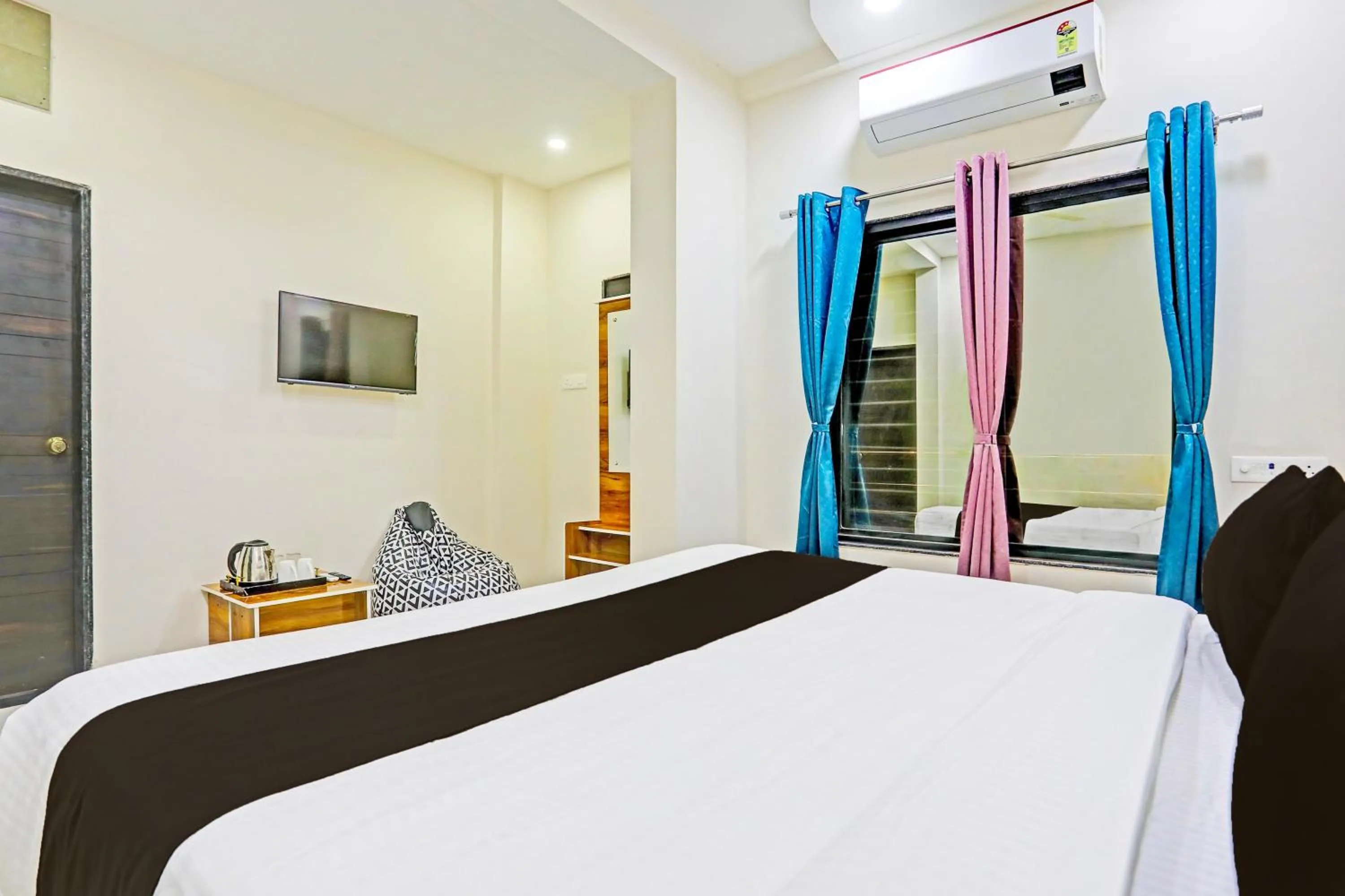 Bedroom in Hotel O Pritesh Onyx