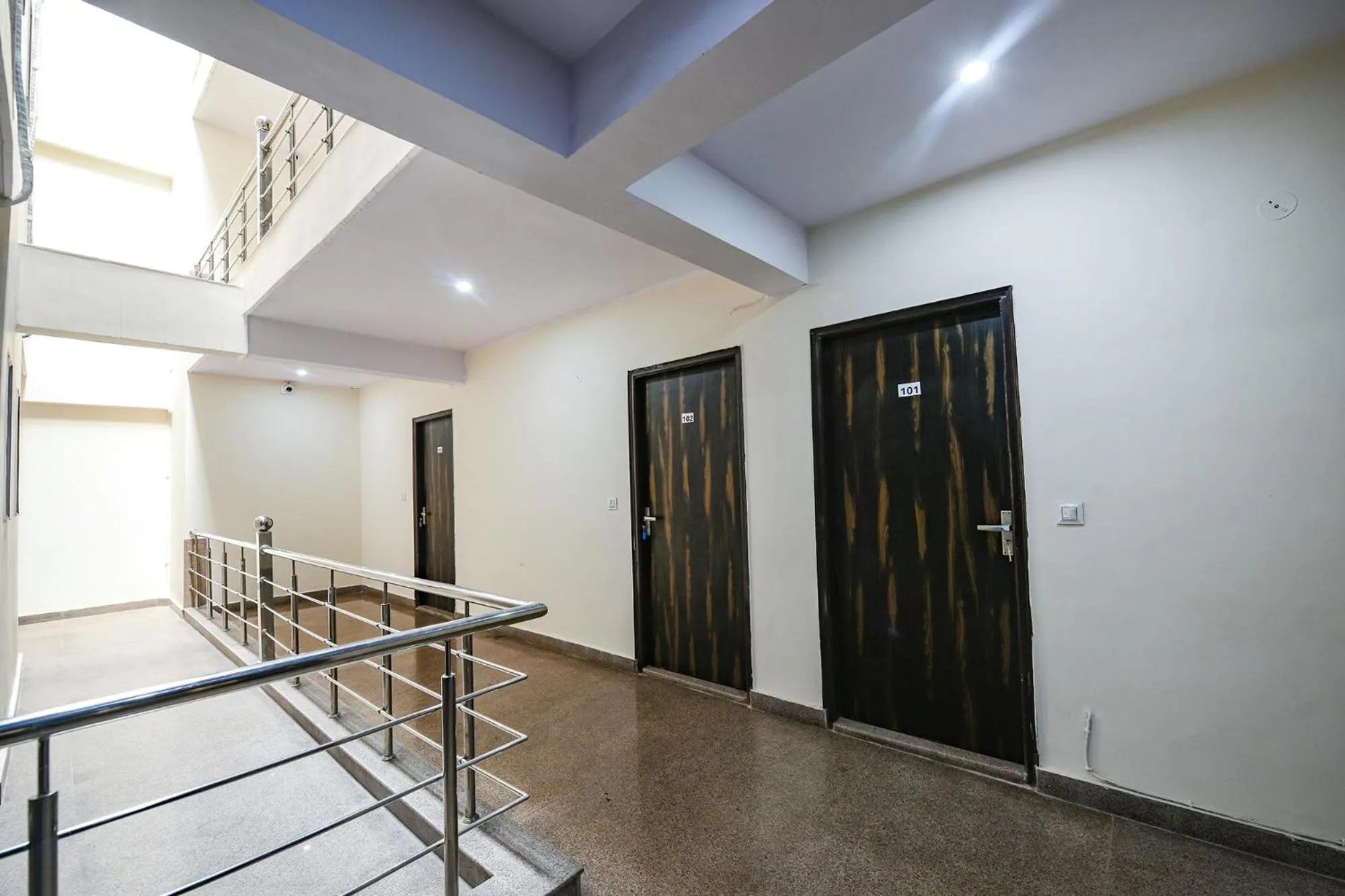 Lobby or reception in FabHotel The Yashobhumi - Nr Yashobhoomi Convention Centre