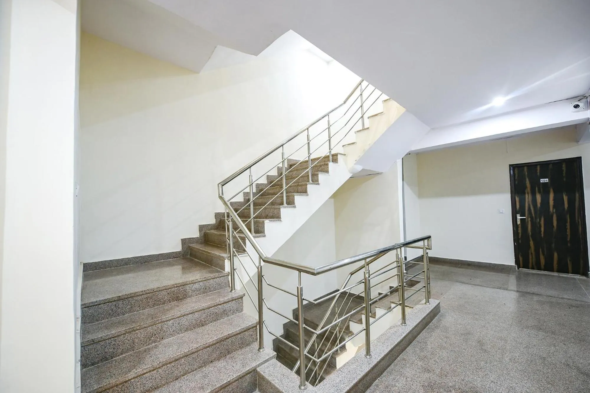 Lobby or reception in FabHotel The Yashobhumi - Nr Yashobhoomi Convention Centre