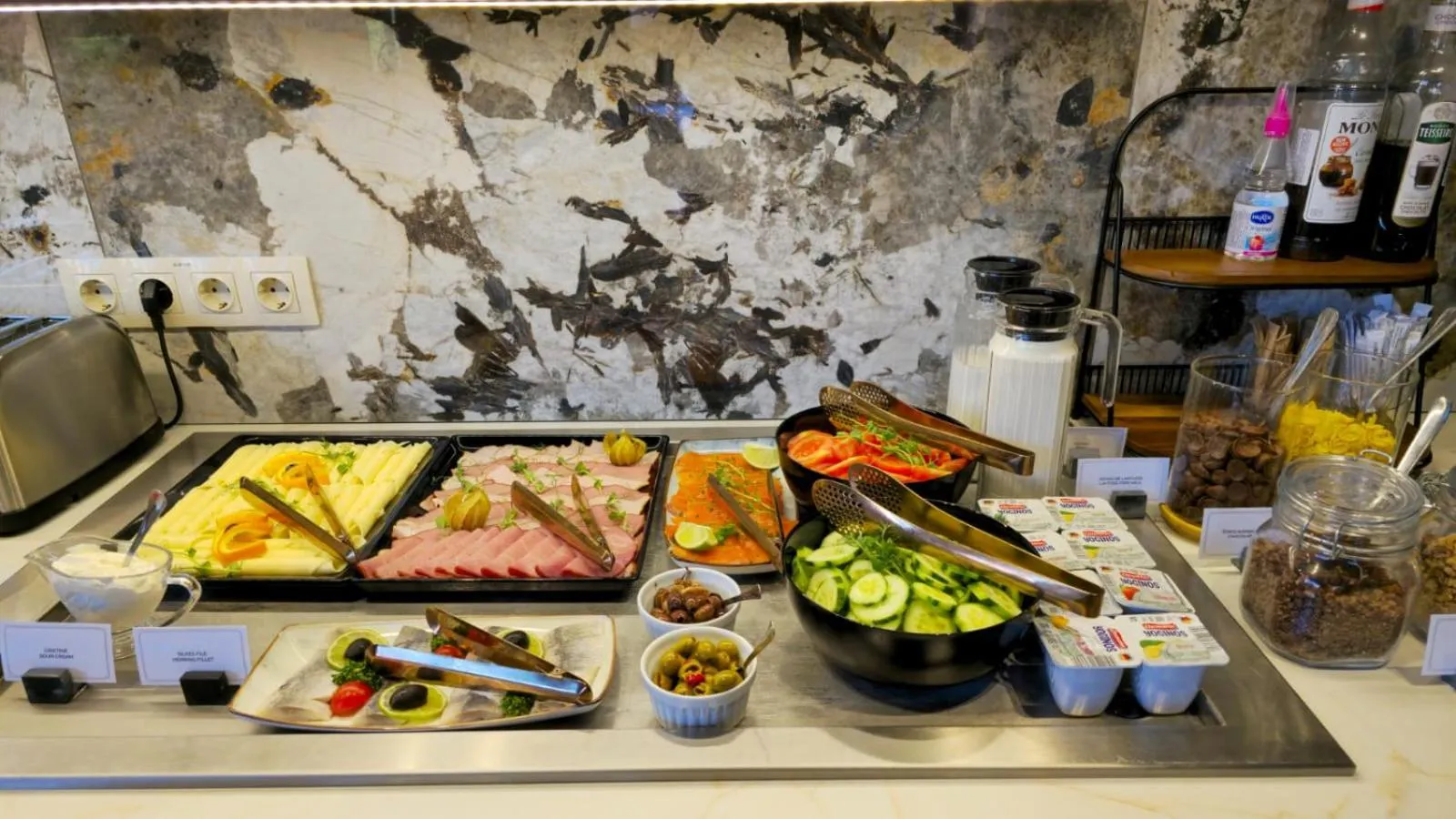 Breakfast in Suncity Hotel & SPA