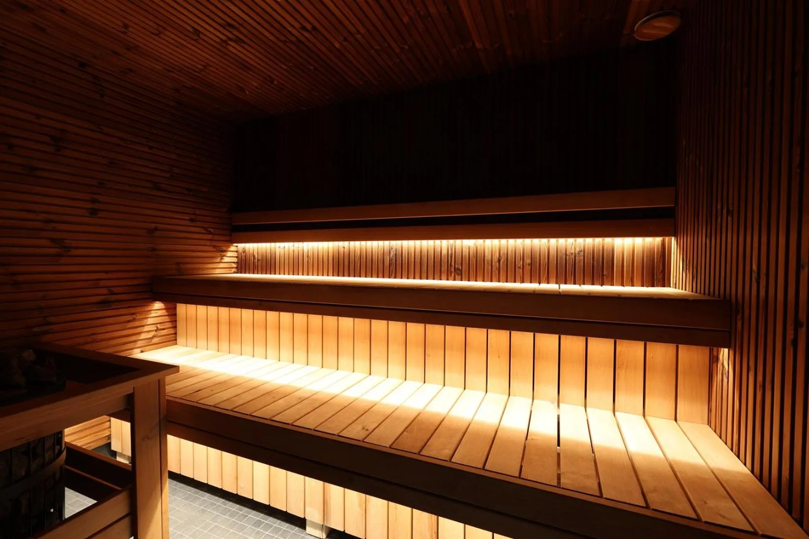 Sauna in Suncity Hotel & SPA