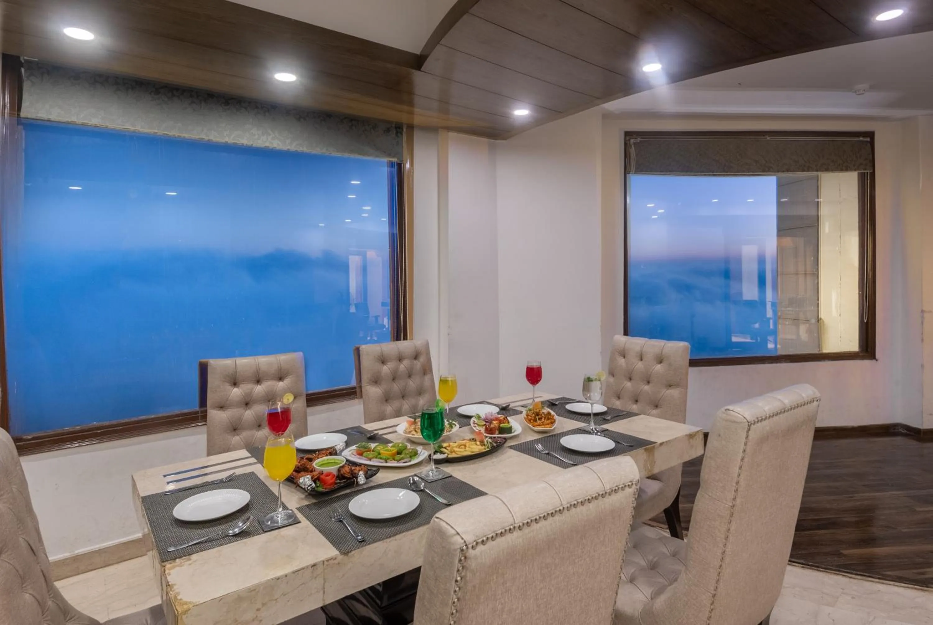 Lawrence Solitaire Resort, Mall road, Mussoorie