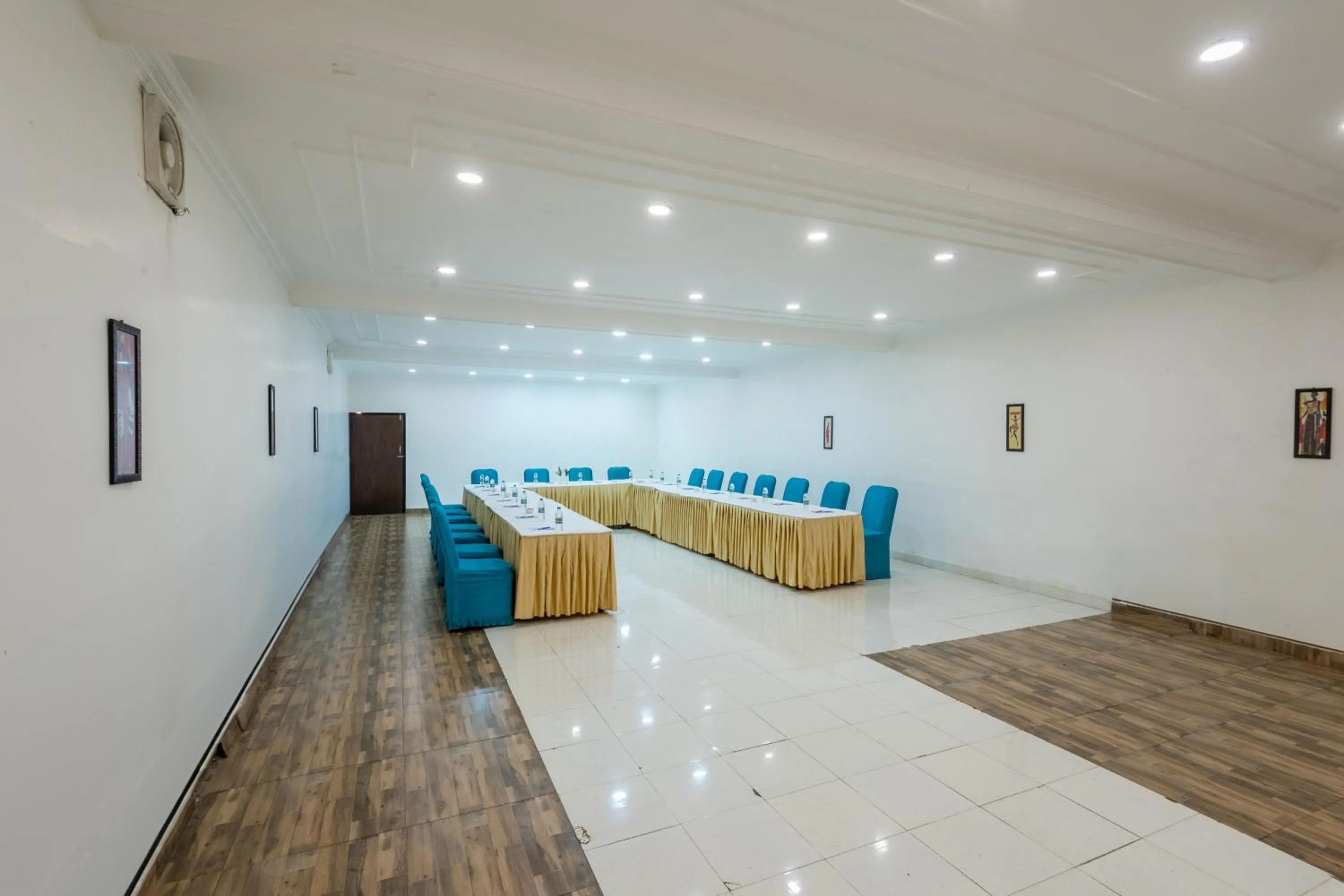 Lawrence Solitaire Resort, Mall road, Mussoorie