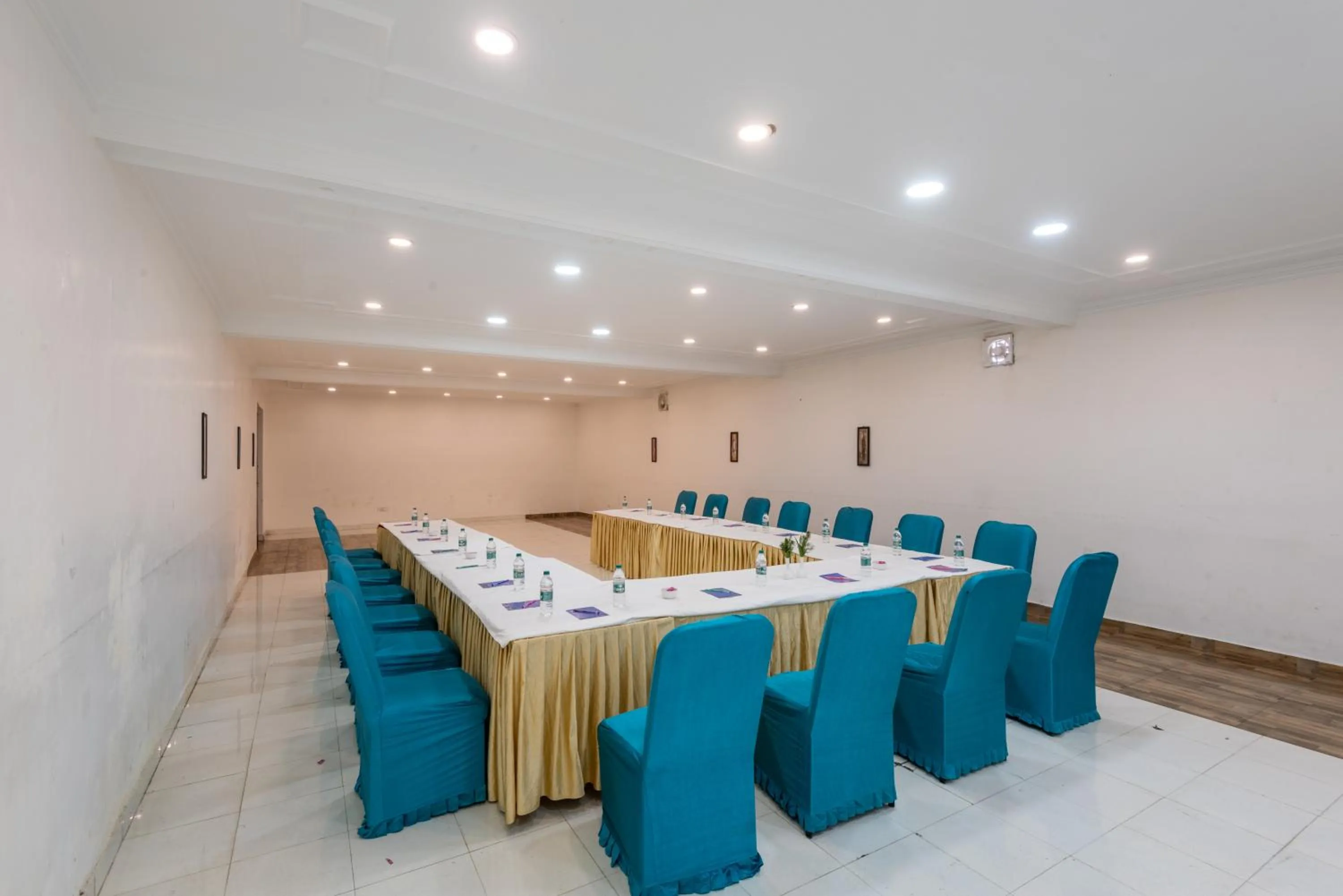 Lawrence Solitaire Resort, Mall road, Mussoorie