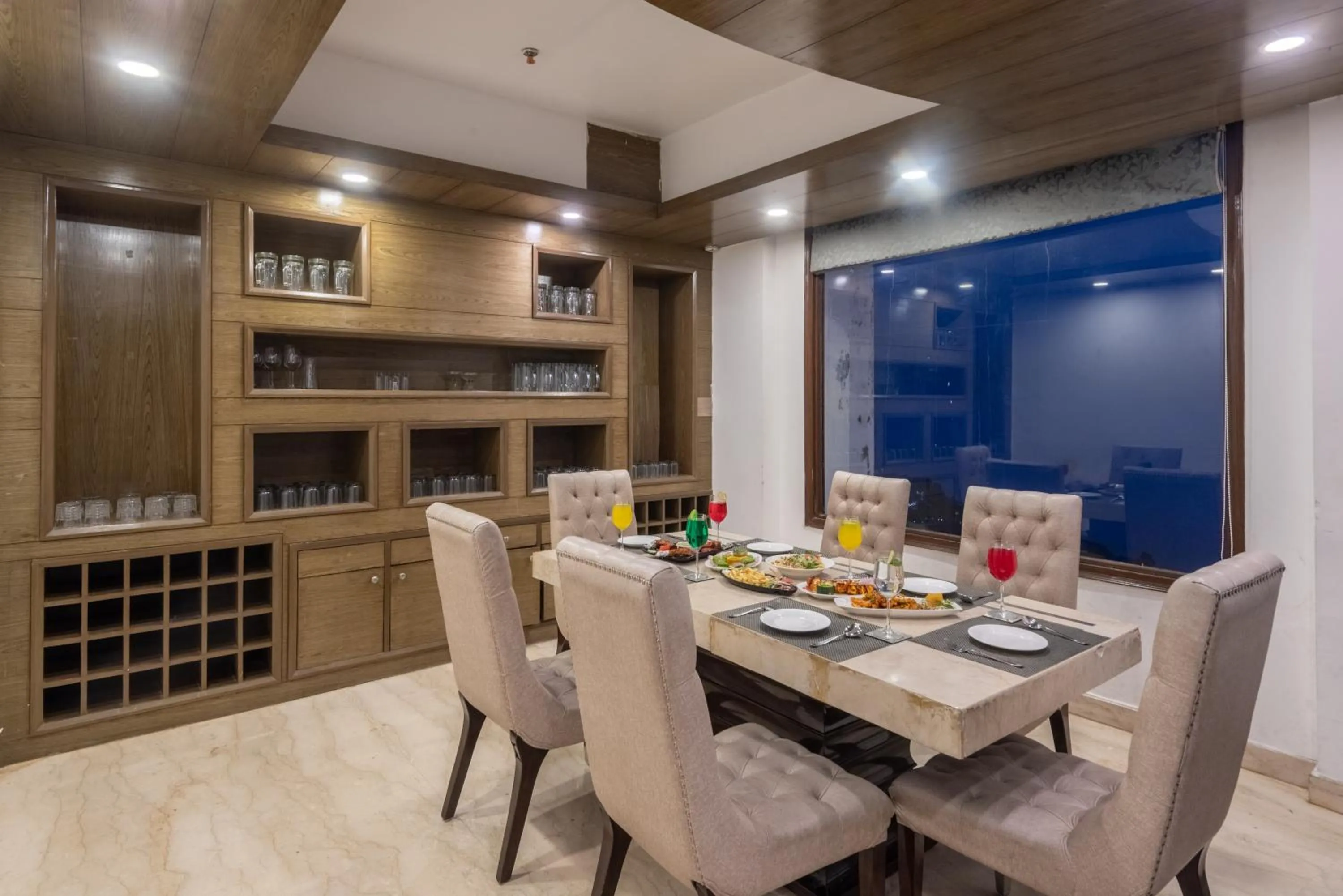 Lawrence Solitaire Resort, Mall road, Mussoorie