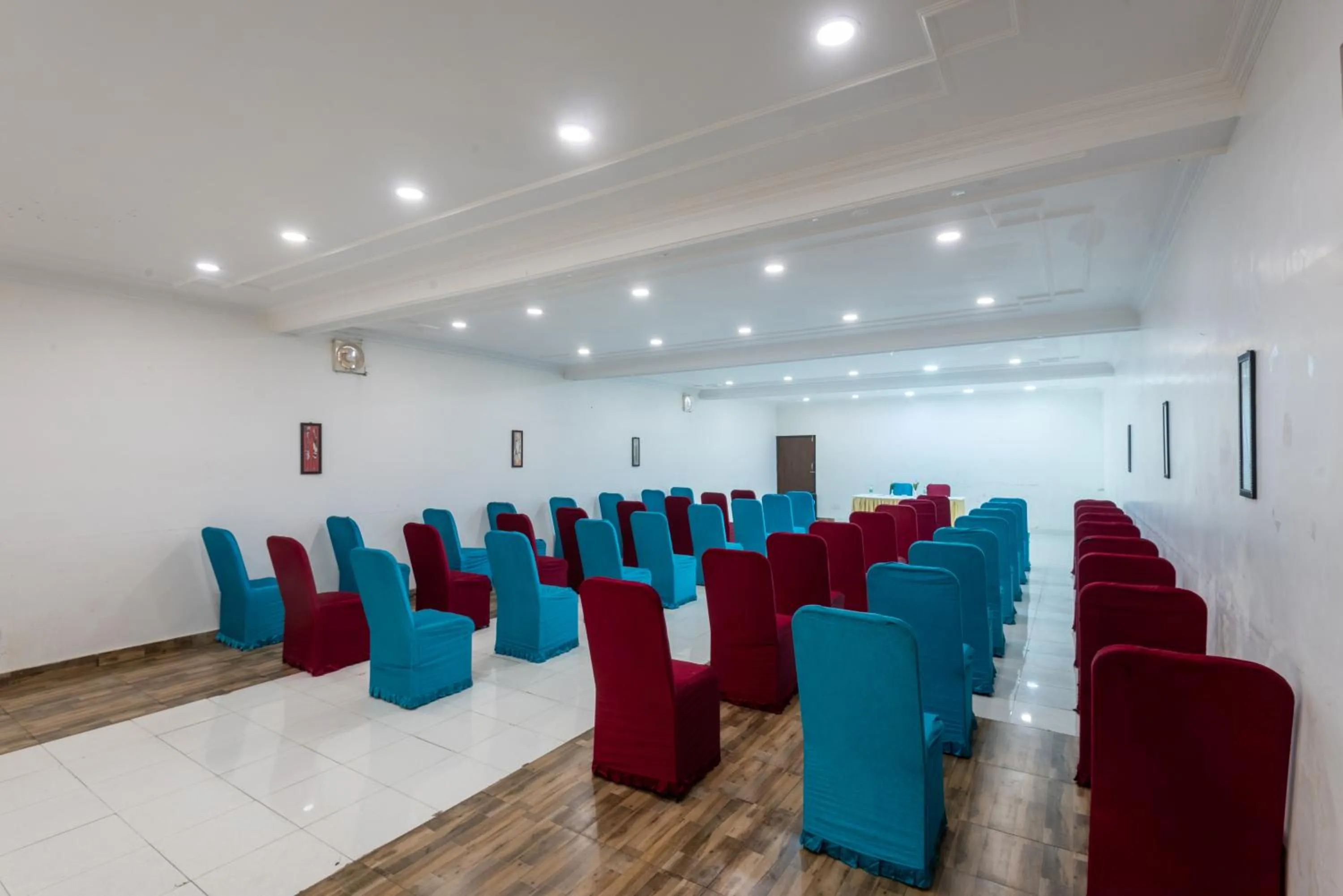 Lawrence Solitaire Resort, Mall road, Mussoorie