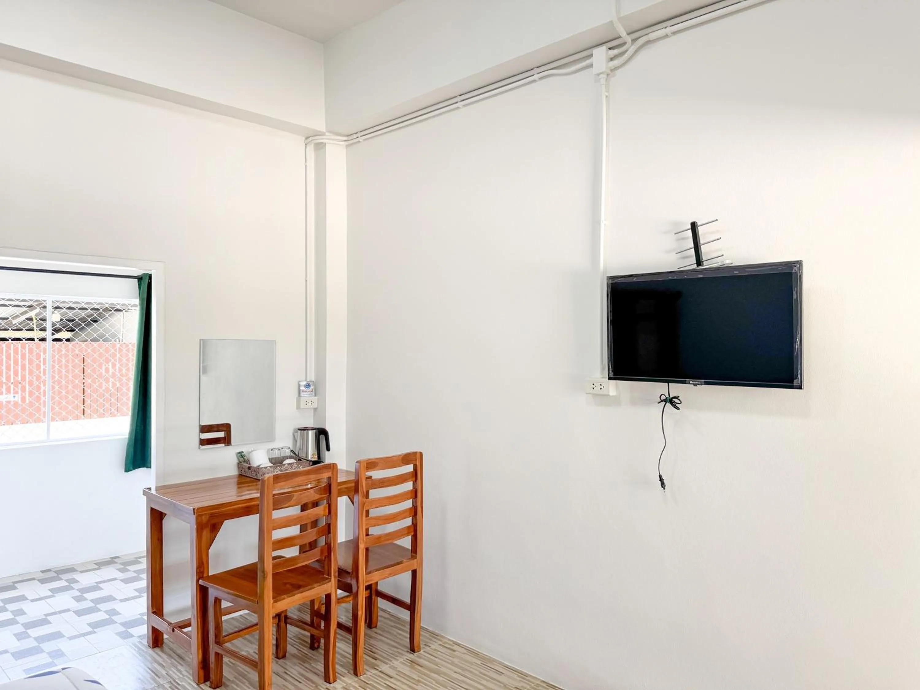 TV and multimedia in Jira Hotel