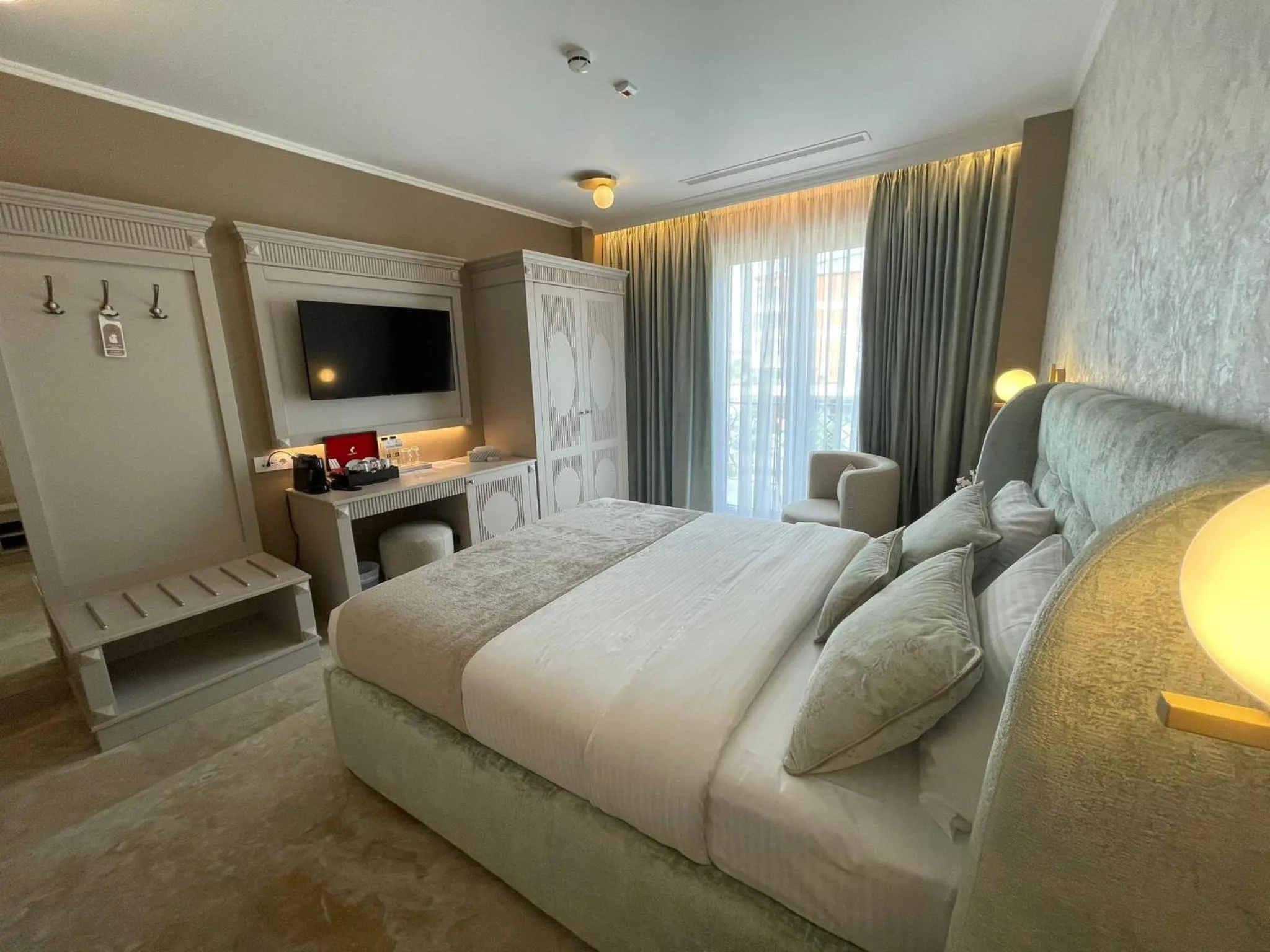 Photo of the whole room, Bed in Boutique Hotel Balș