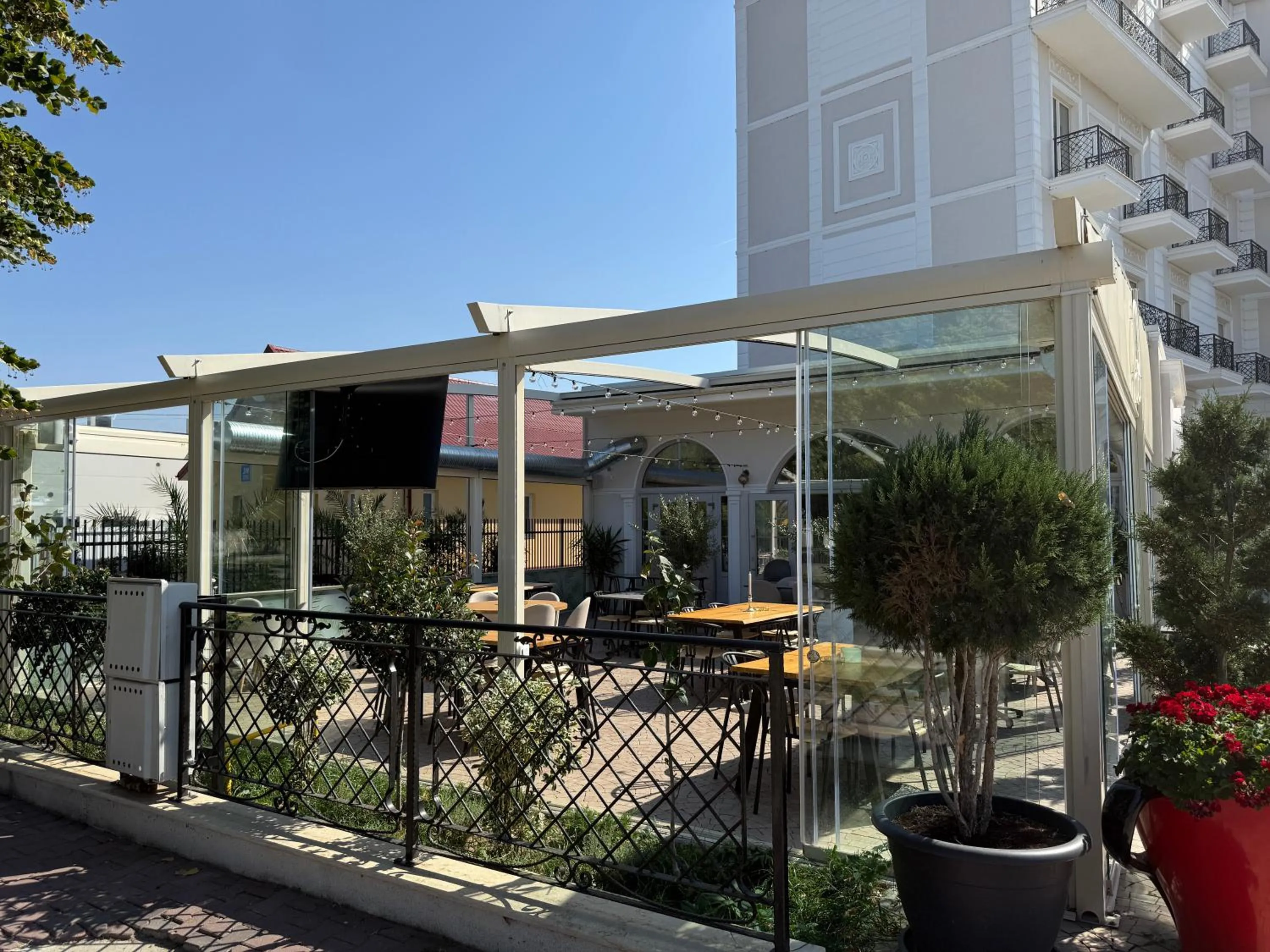 Restaurant/places to eat in Boutique Hotel Balș