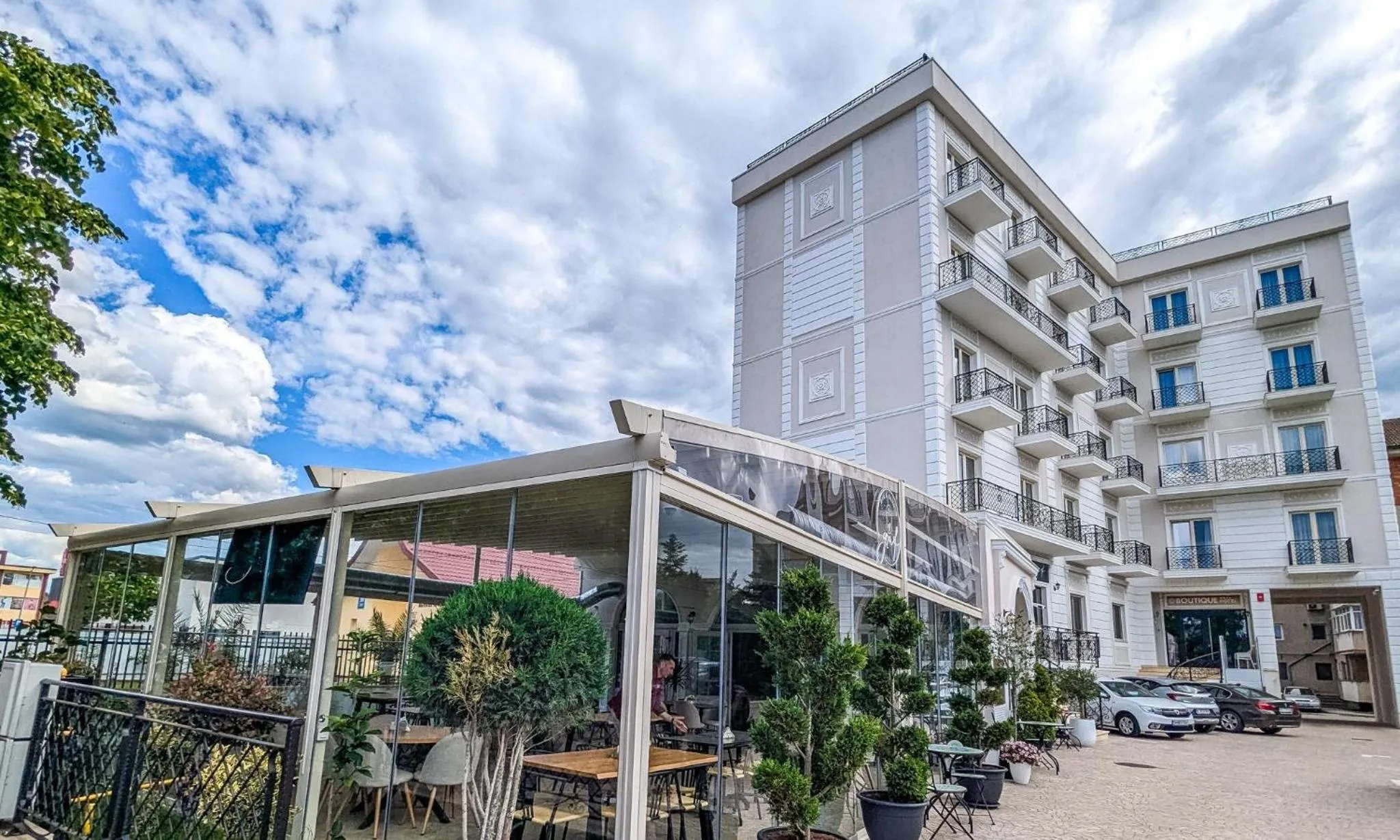 Restaurant/places to eat in Boutique Hotel Balș