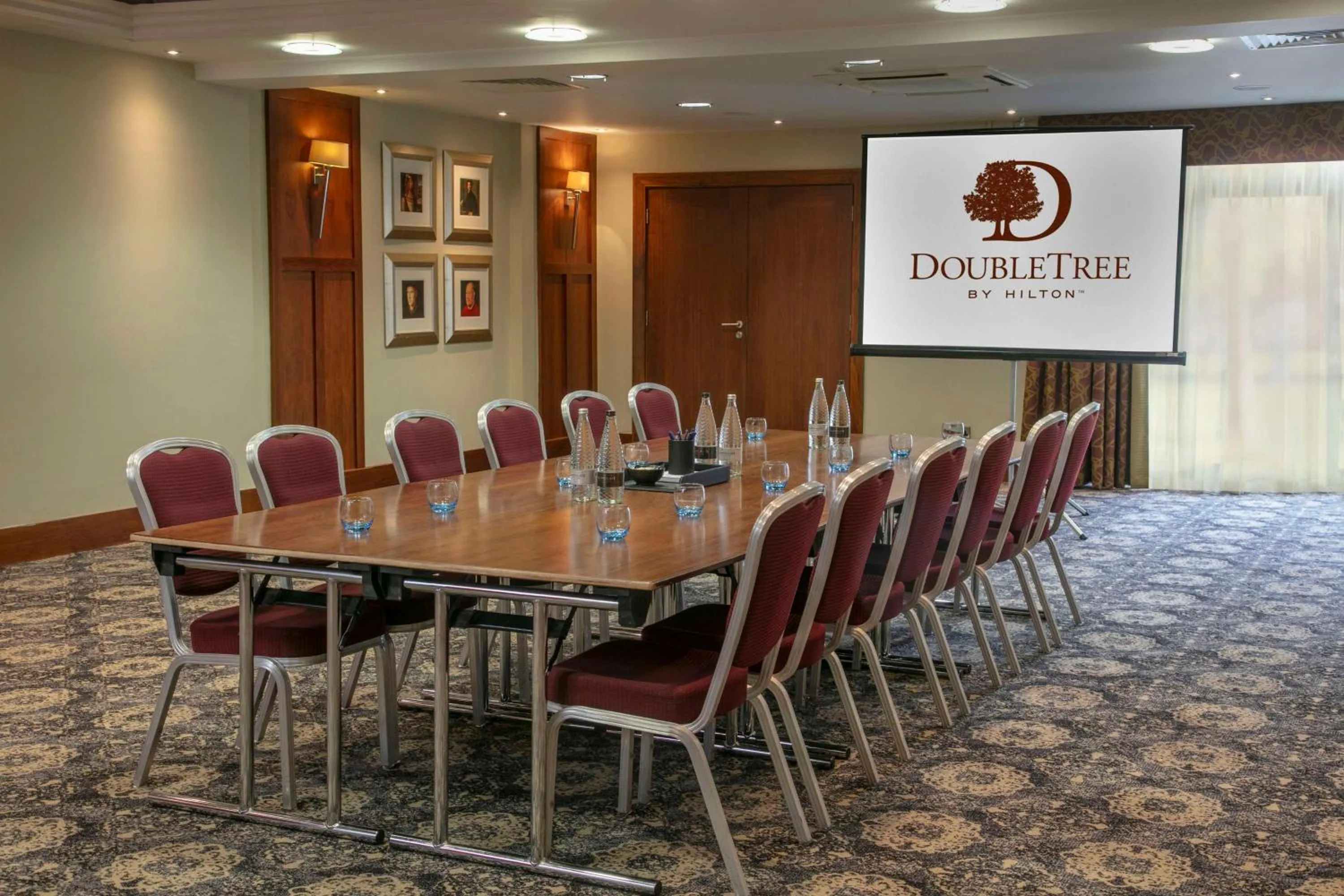 Meeting/conference room in DoubleTree by Hilton Stratford-upon-Avon, United Kingdom
