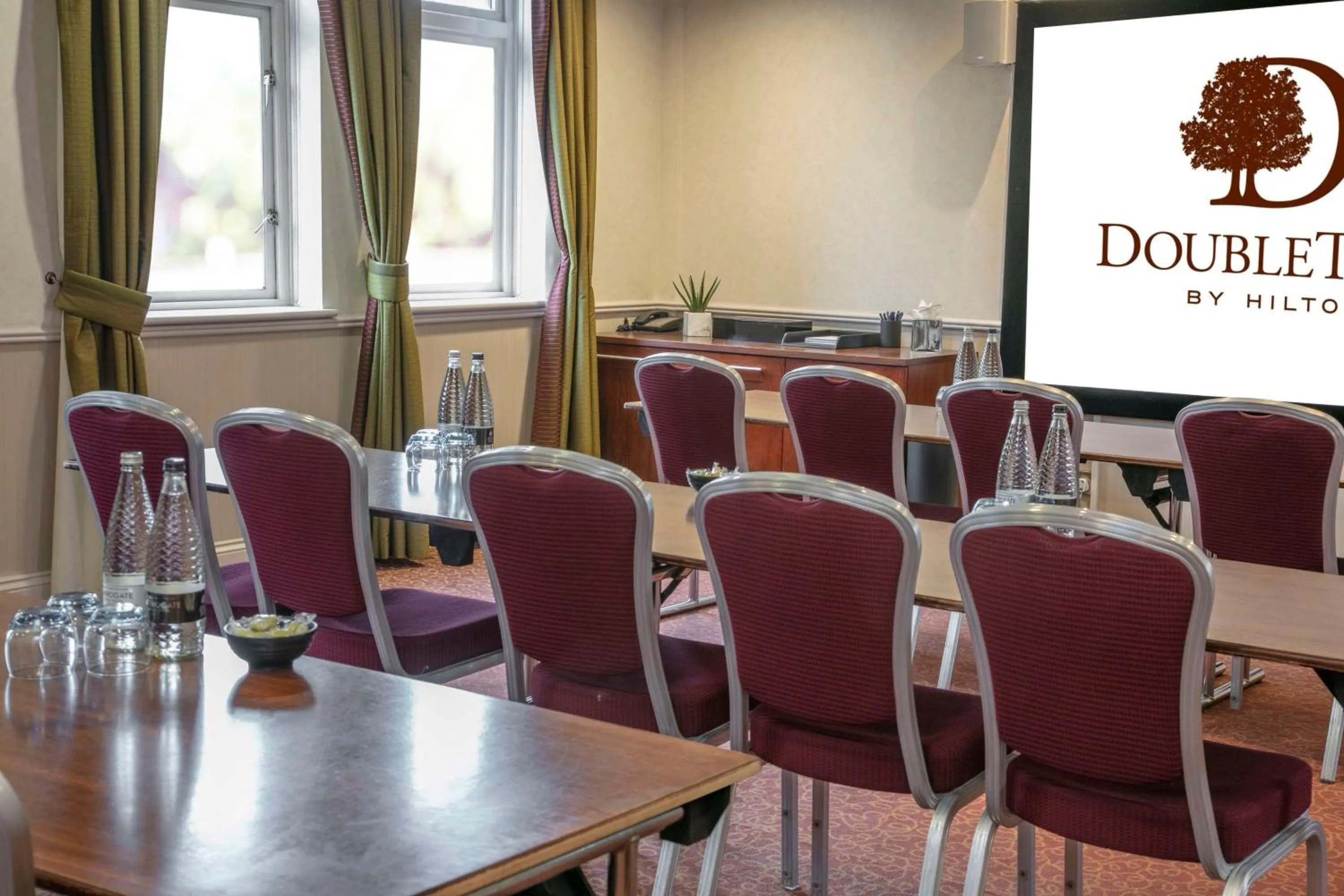 Meeting/conference room in DoubleTree by Hilton Stratford-upon-Avon, United Kingdom