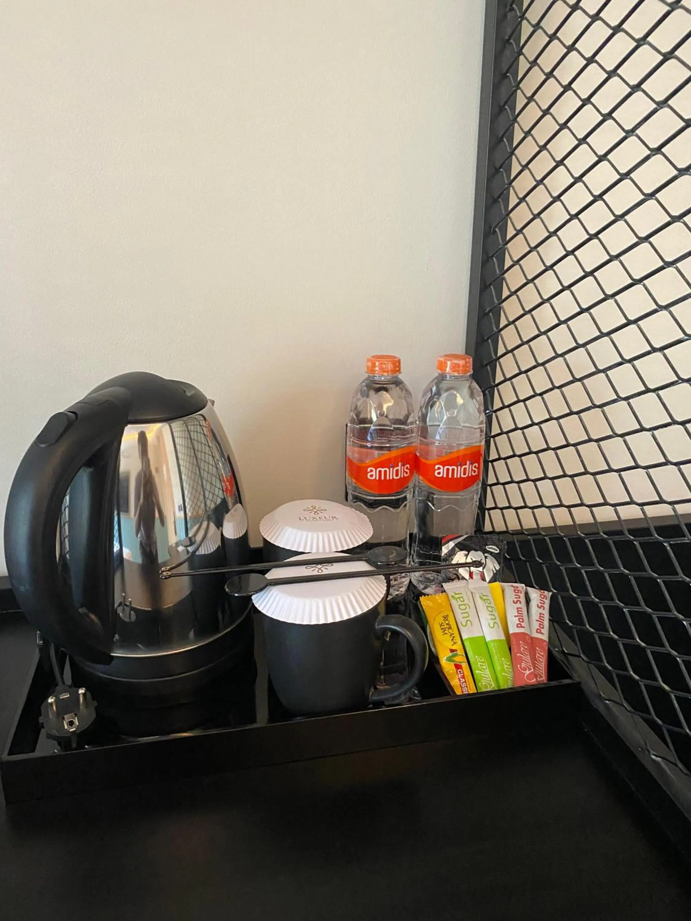 Kitchen or kitchenette in Luxeur Jakarta - Setiabudi