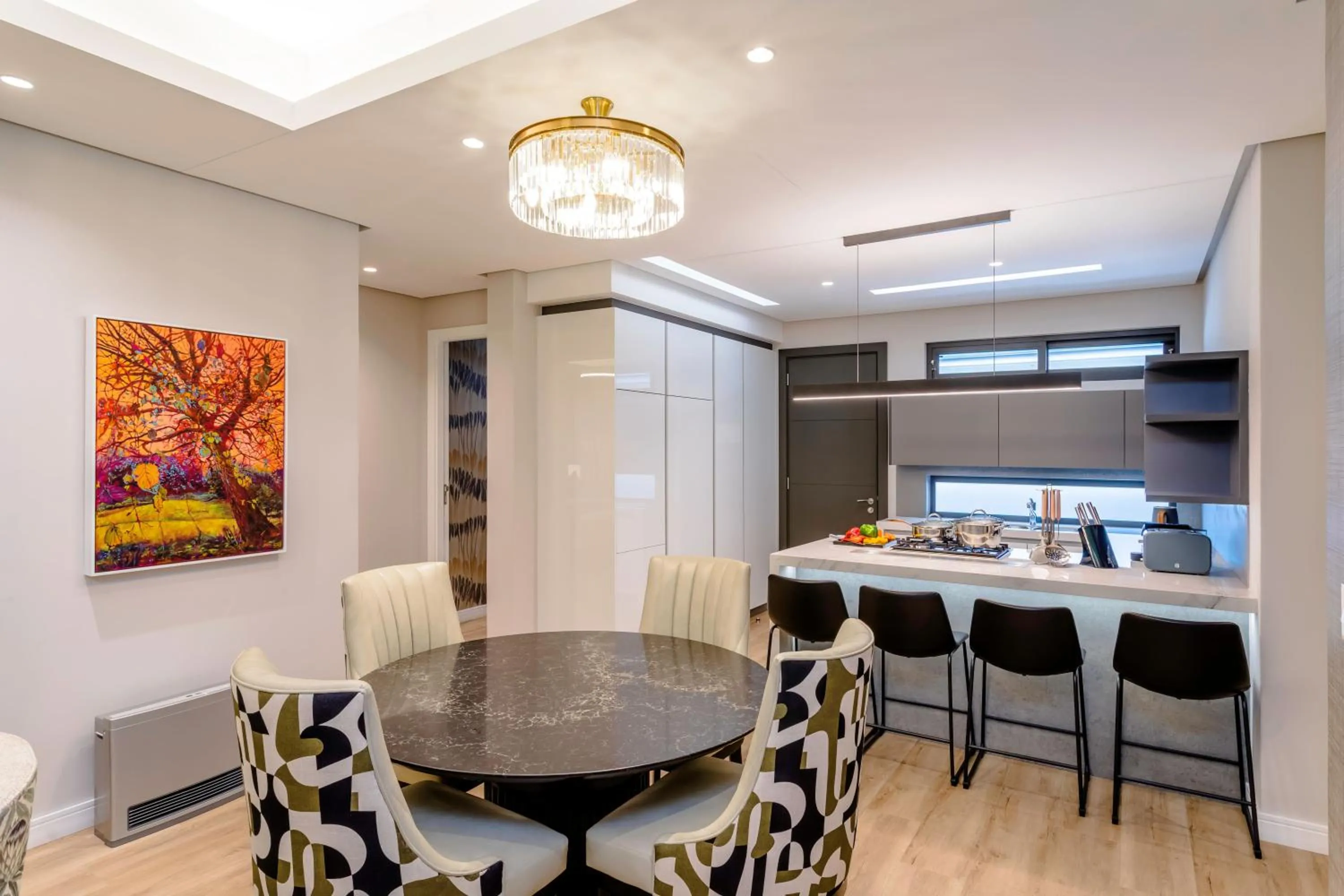 Kitchen or kitchenette in Steyn City Hotel by Saxon