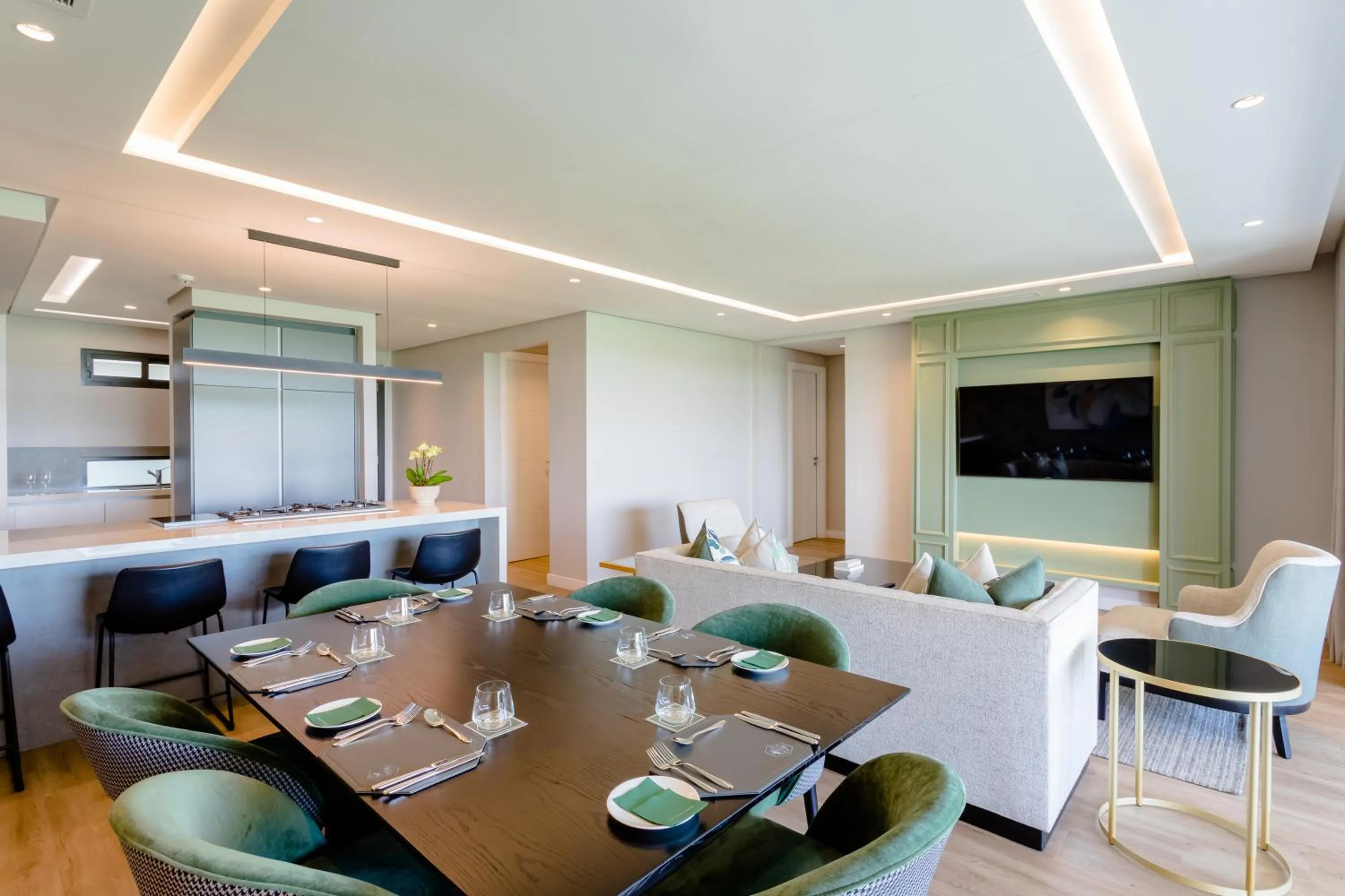 Living room in Steyn City Hotel by Saxon