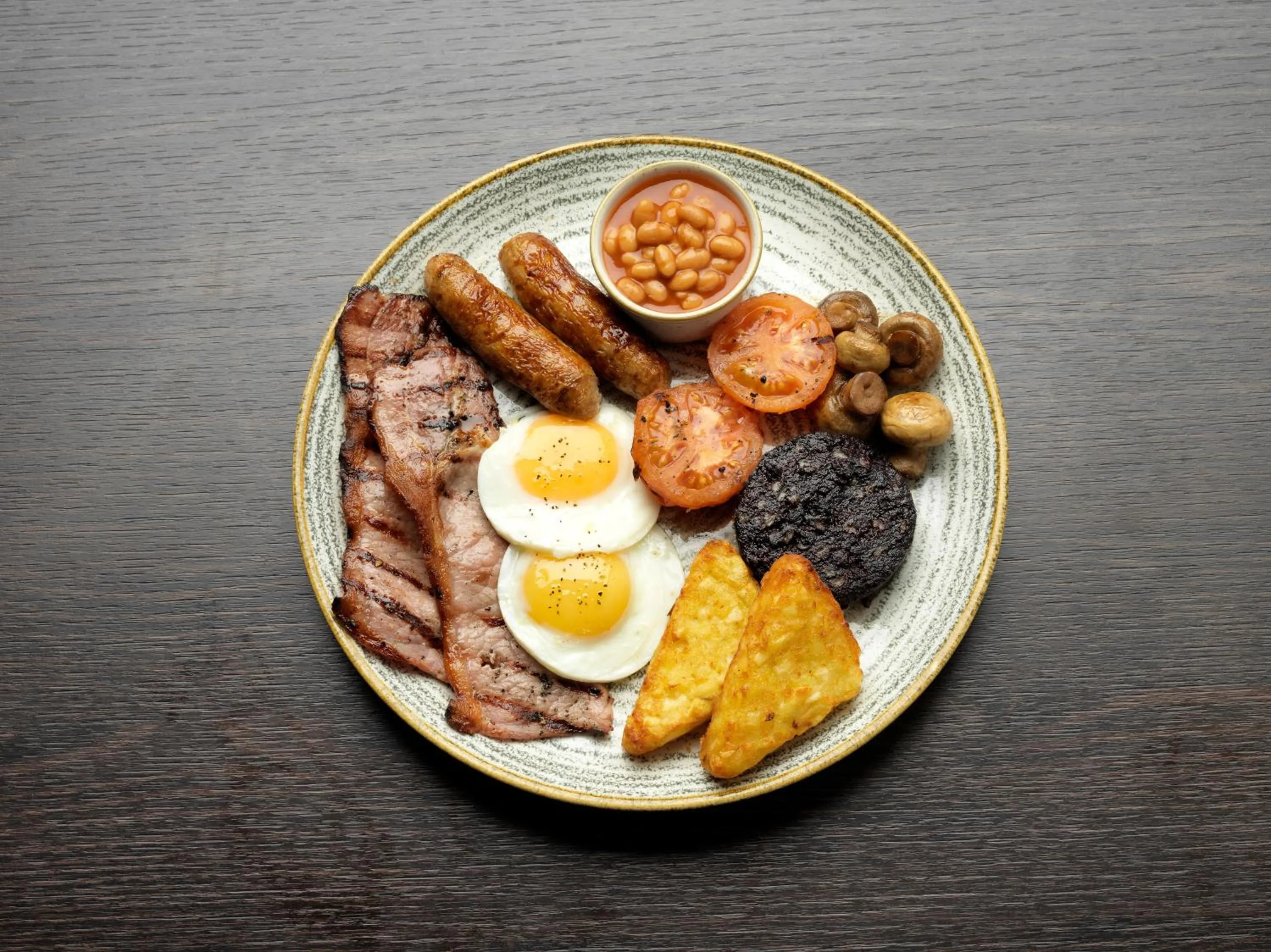 Food and drinks in Crowne Plaza Stratford-upon-Avon by IHG