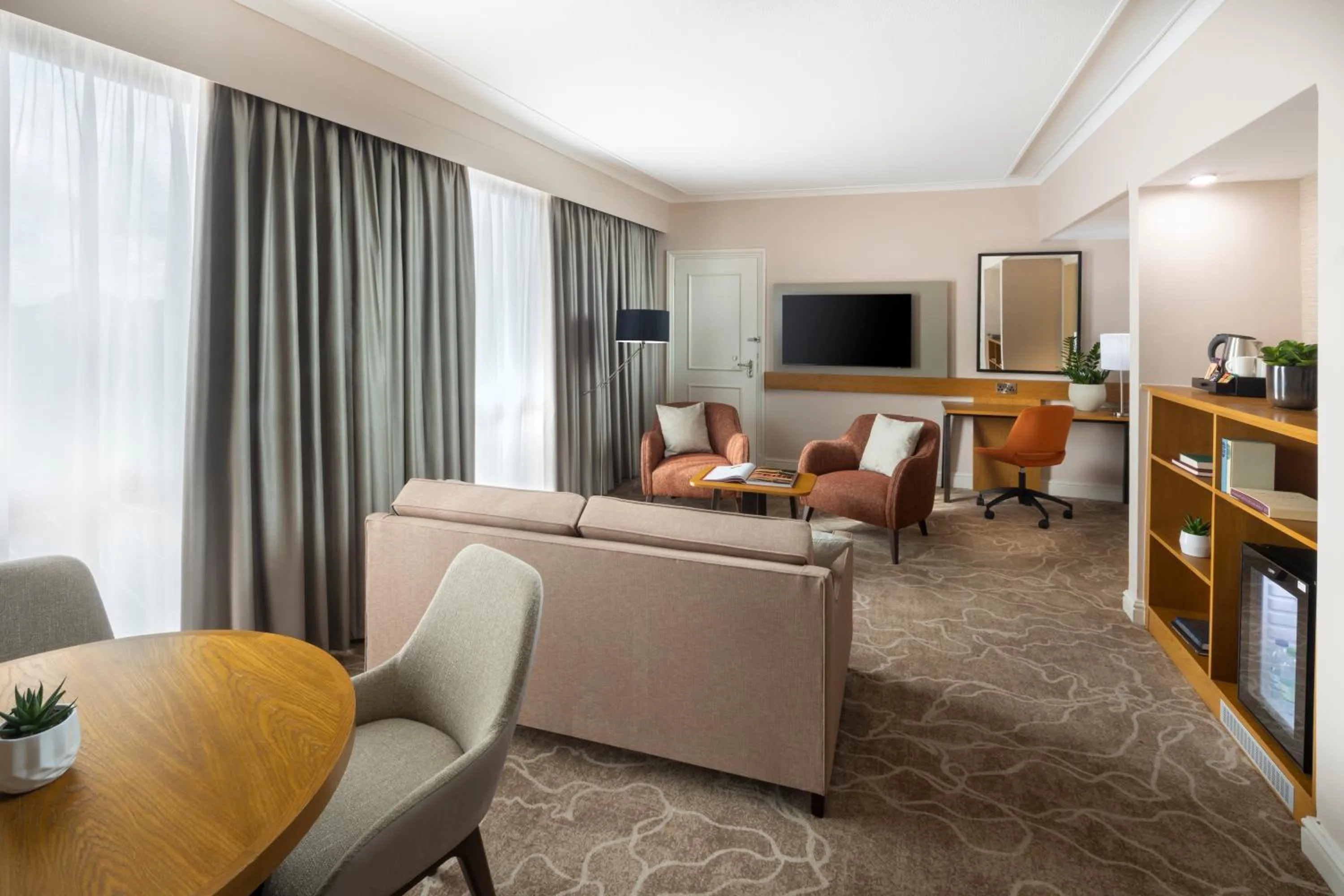 Bedroom in Crowne Plaza Stratford-upon-Avon by IHG