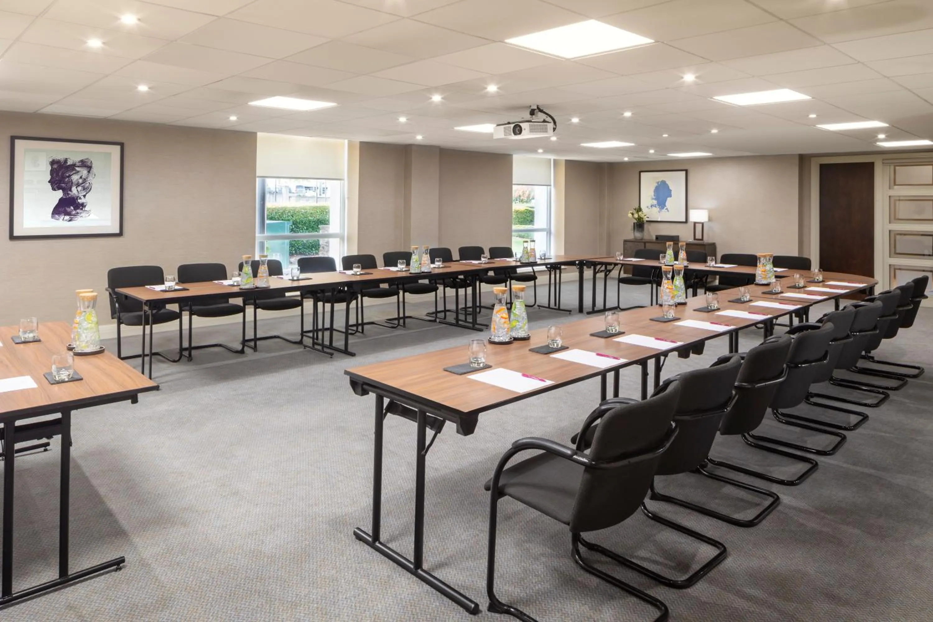 Business facilities in Crowne Plaza Stratford-upon-Avon by IHG