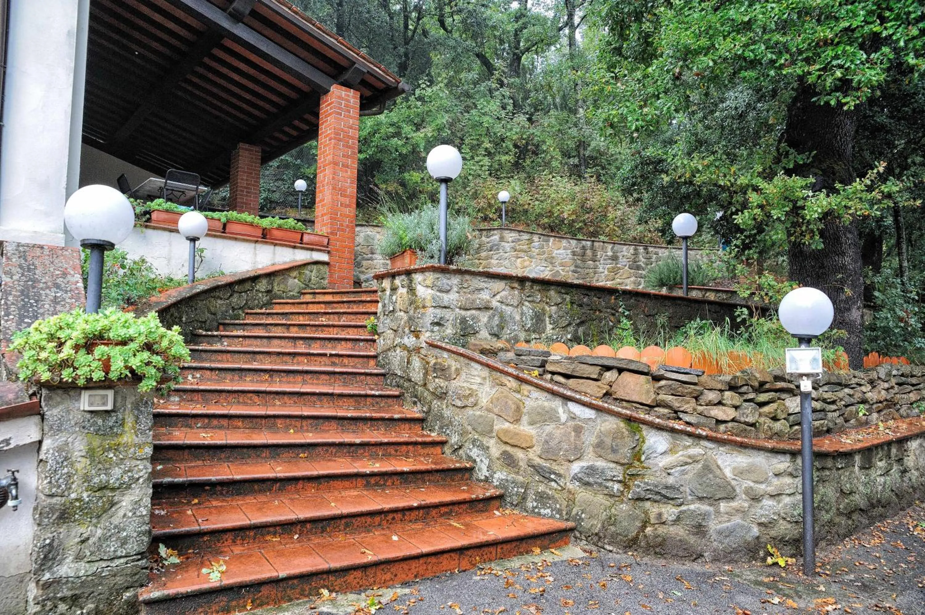 Property building in Villa Sargiano