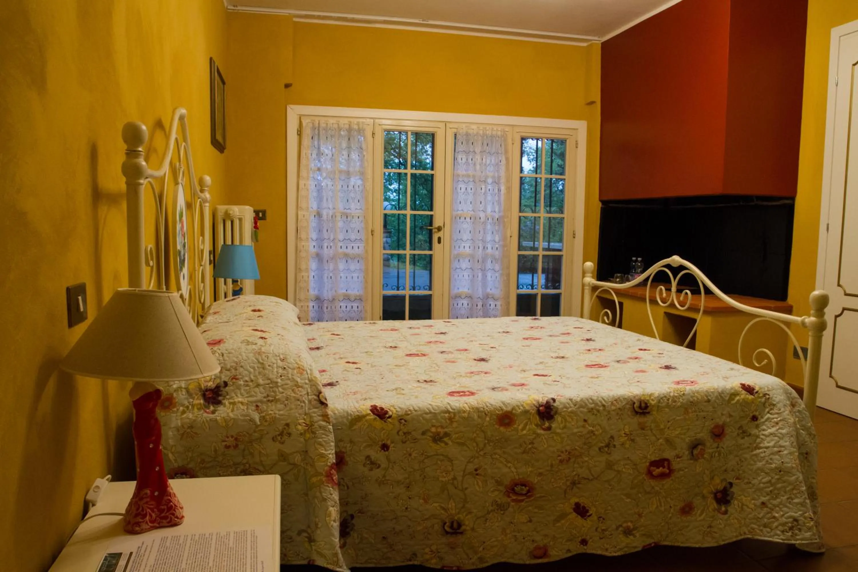 Photo of the whole room, Bed in Villa Sargiano