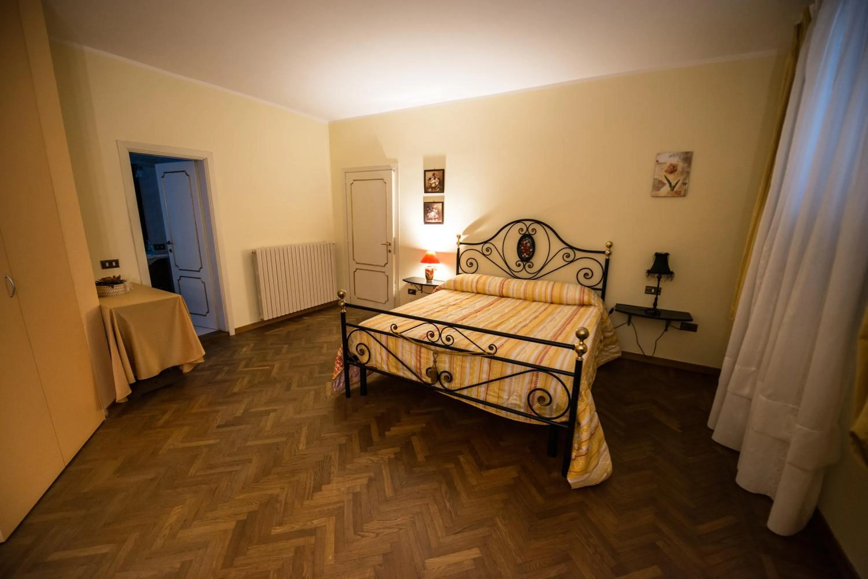 Photo of the whole room, Bed in Villa Sargiano