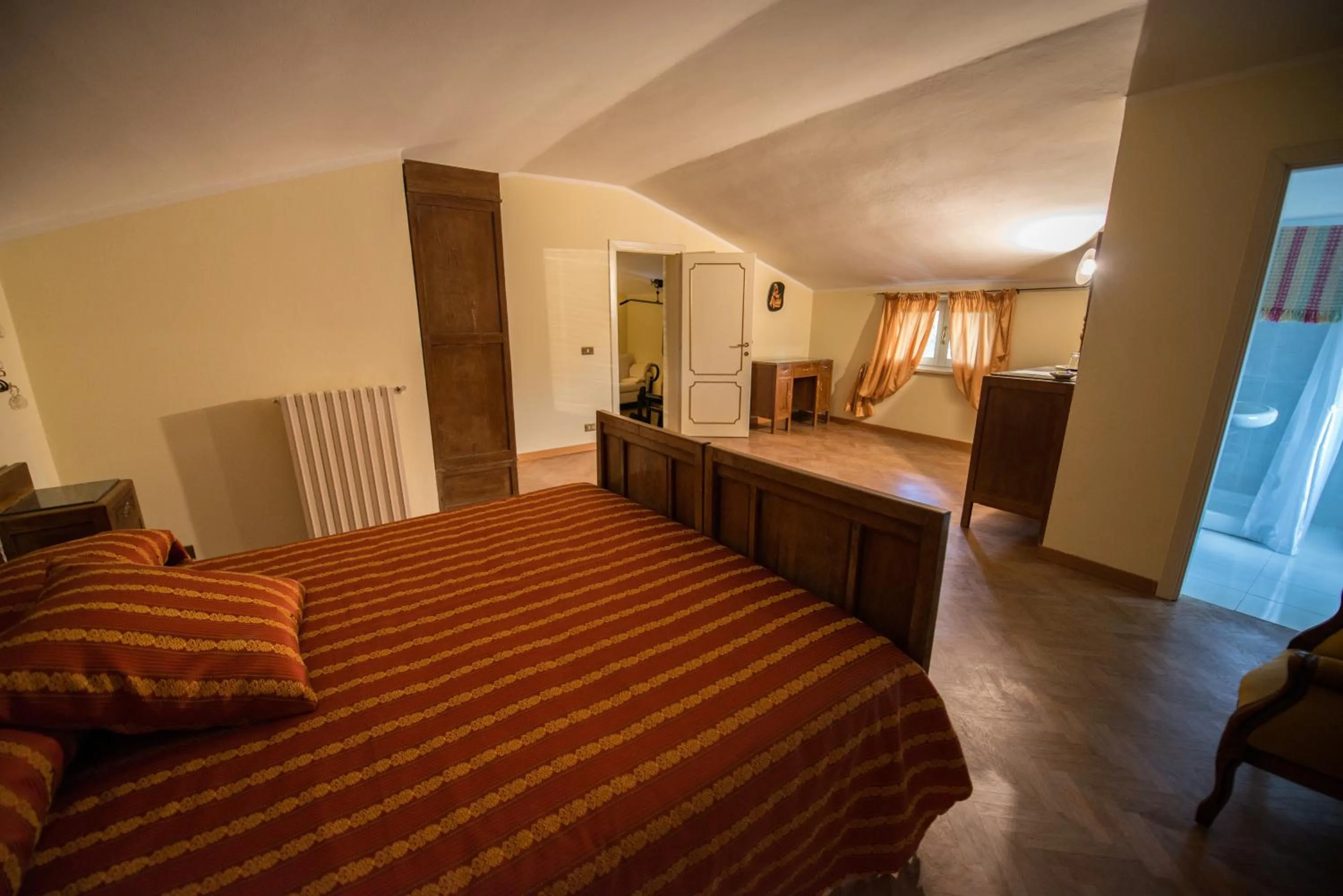 Photo of the whole room, Bed in Villa Sargiano