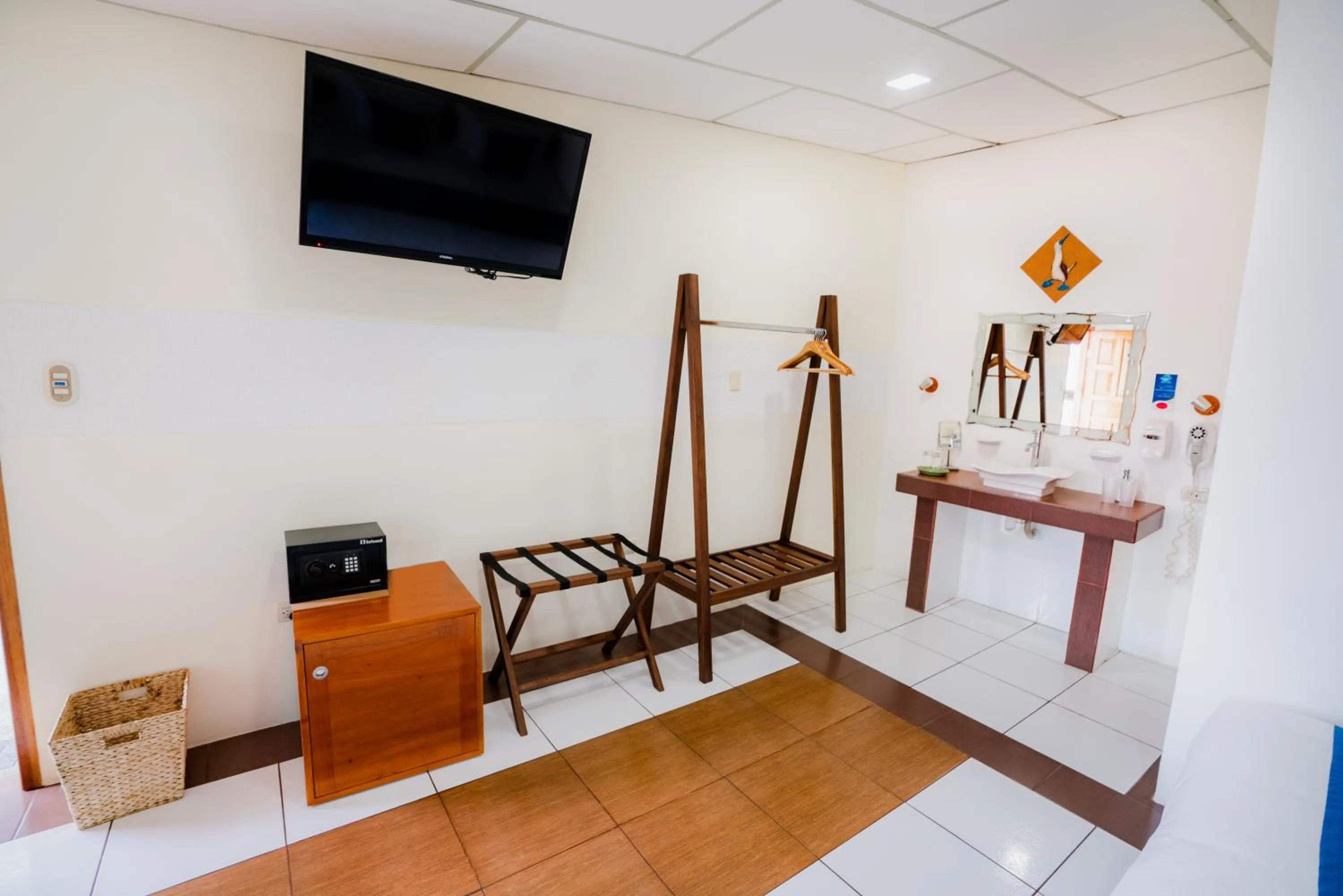 TV and multimedia in Hotel Palace Galapagos