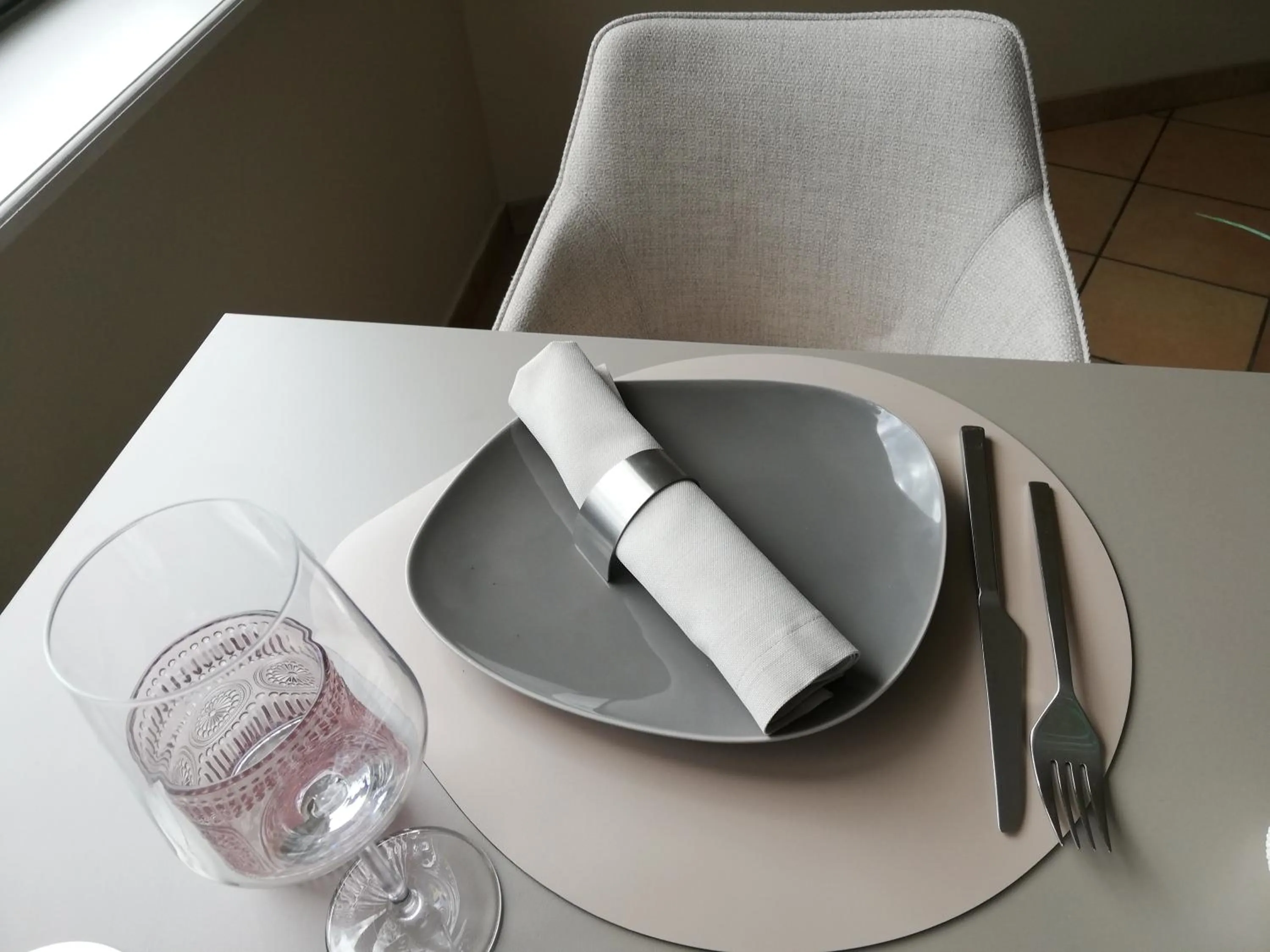 Restaurant/places to eat in Hôtel Bellevue