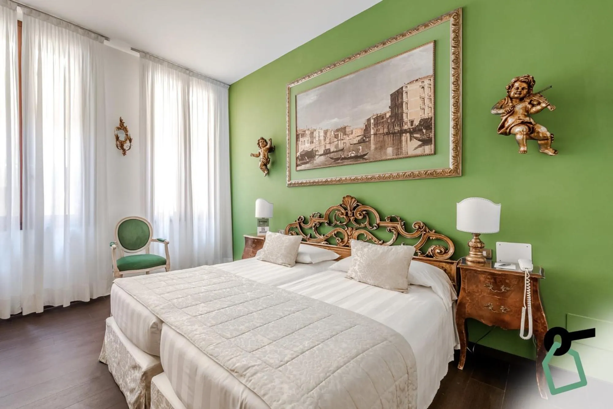 Bed in HOTIDAY Room Collection - Venezia Santa Lucia