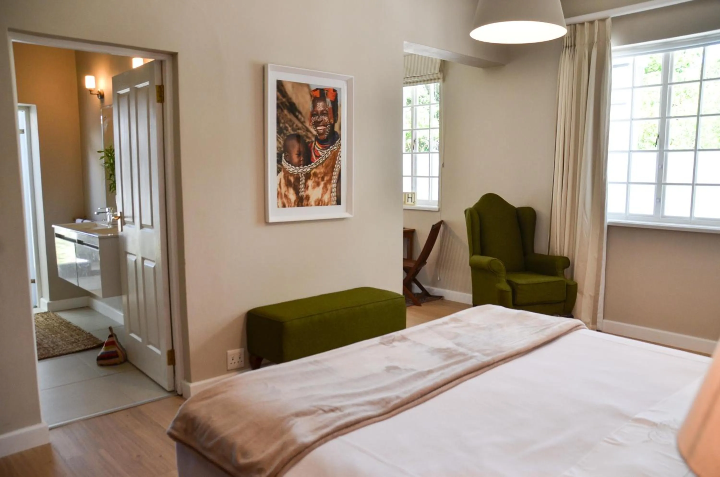 Photo of the whole room, Bed in In Abundance Guest House