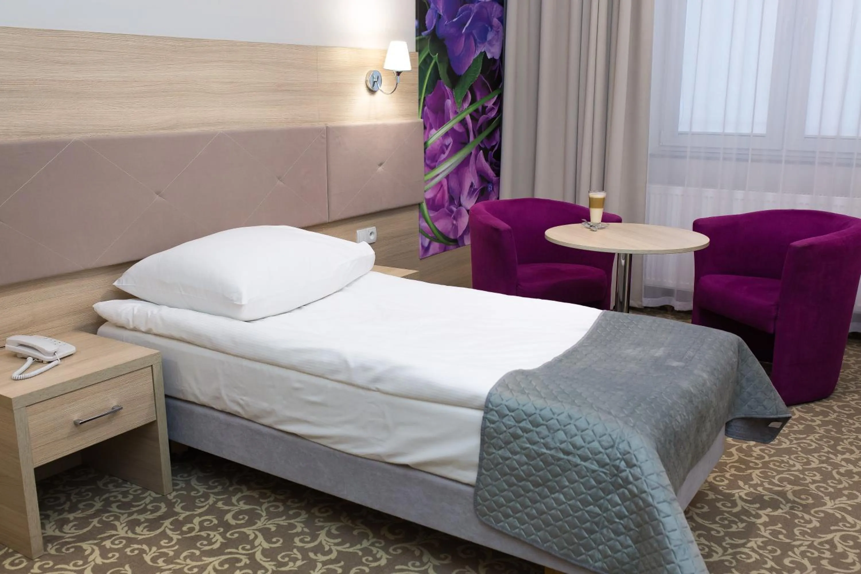 Photo of the whole room, Bed in Alabaster Rezydencja