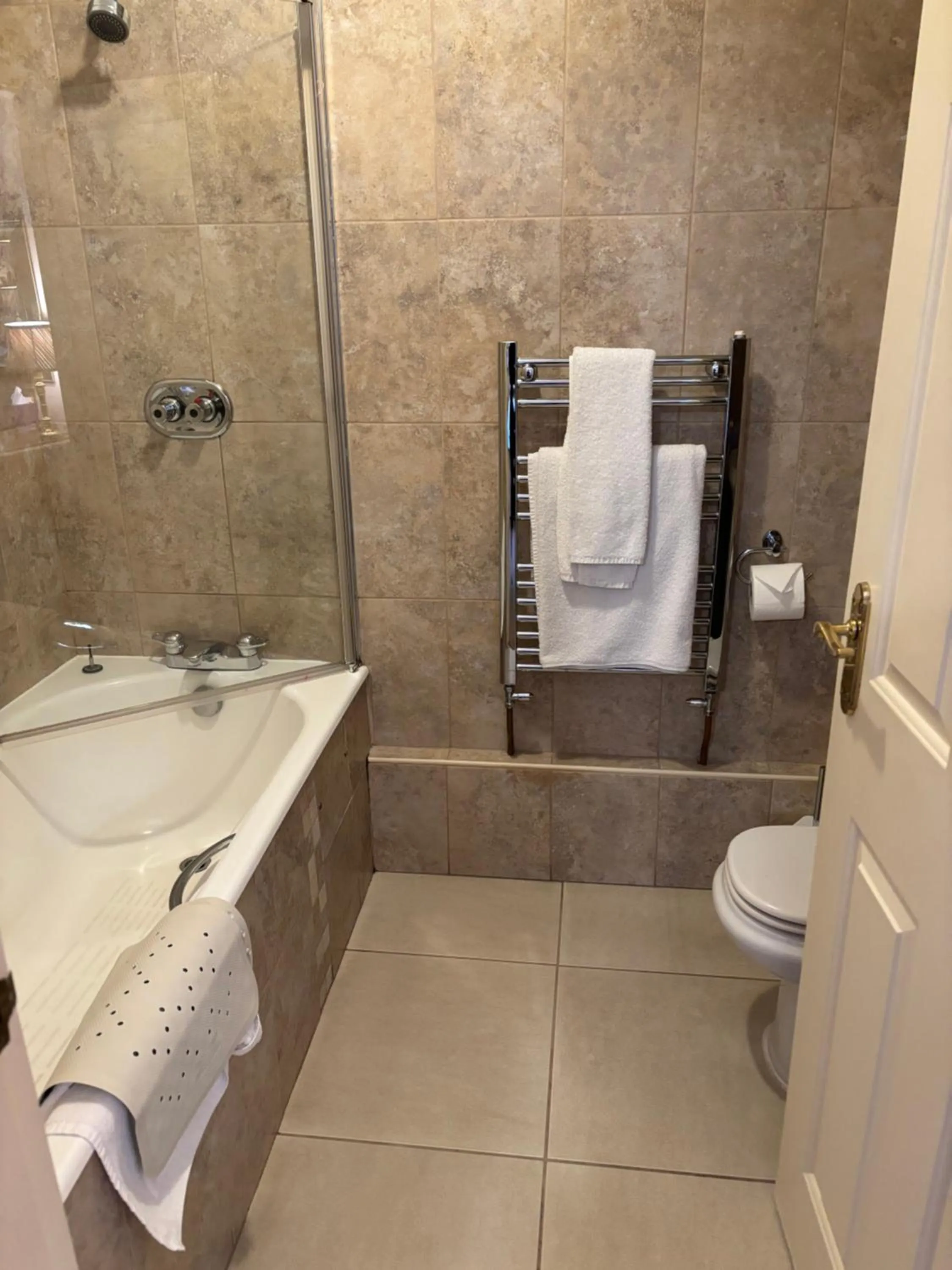 Shower in Albright Hussey Manor