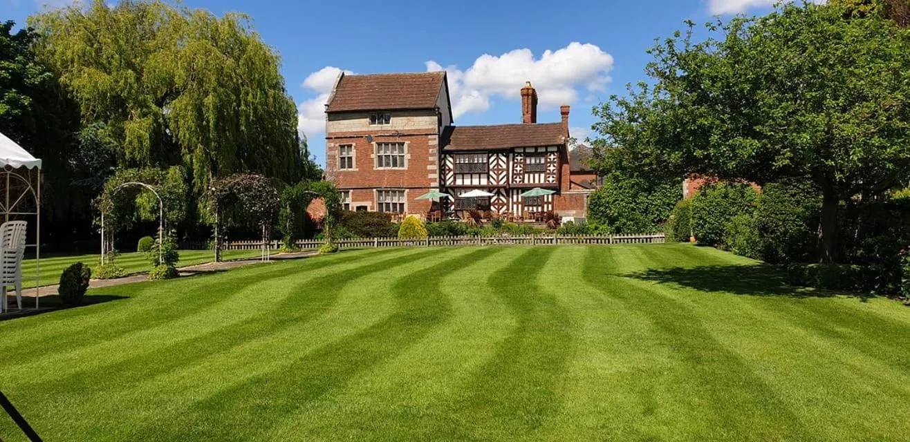 Property building in Albright Hussey Manor