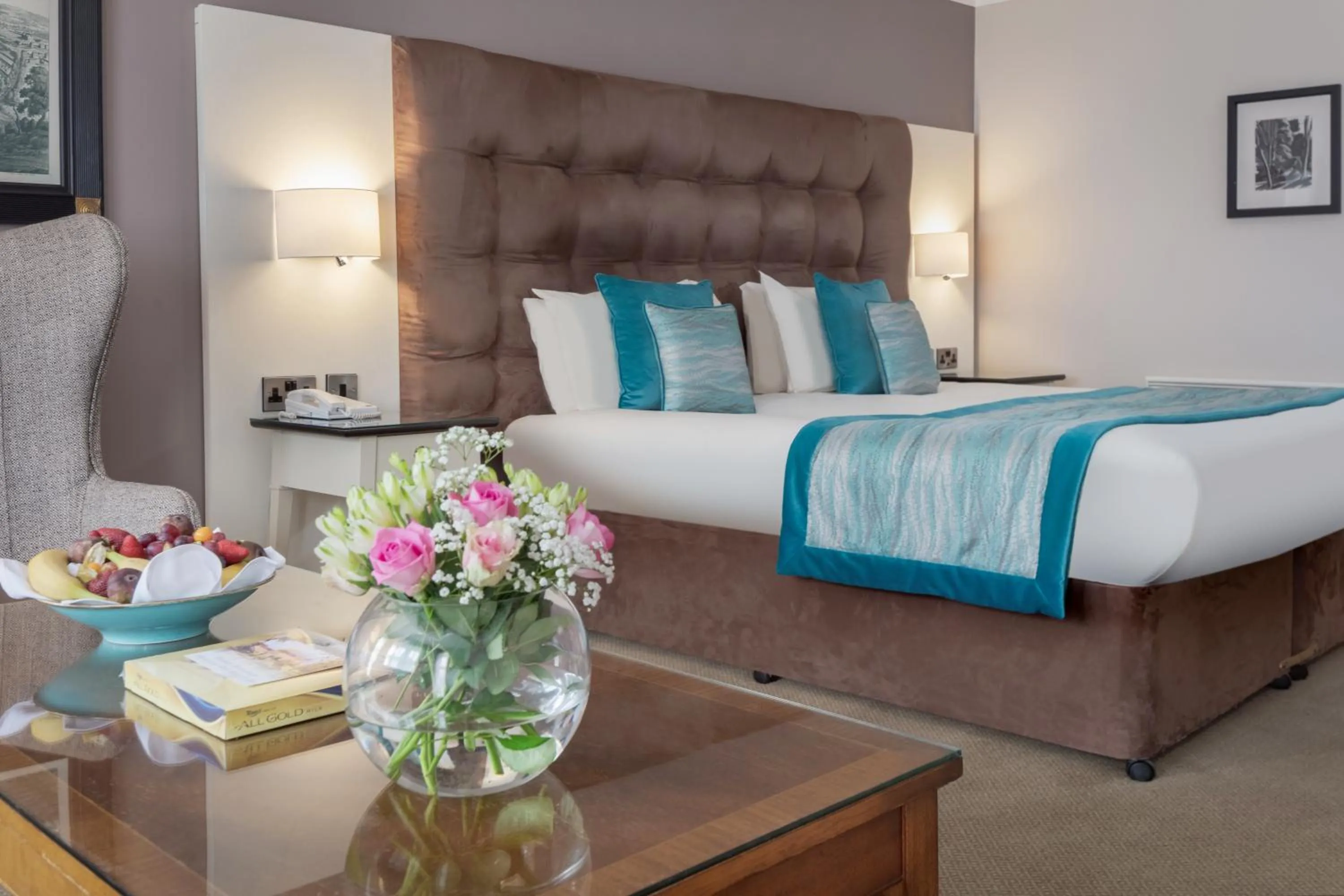 Bedroom, Bed in Albrighton Hall Hotel and Spa, a member of Radisson Individuals