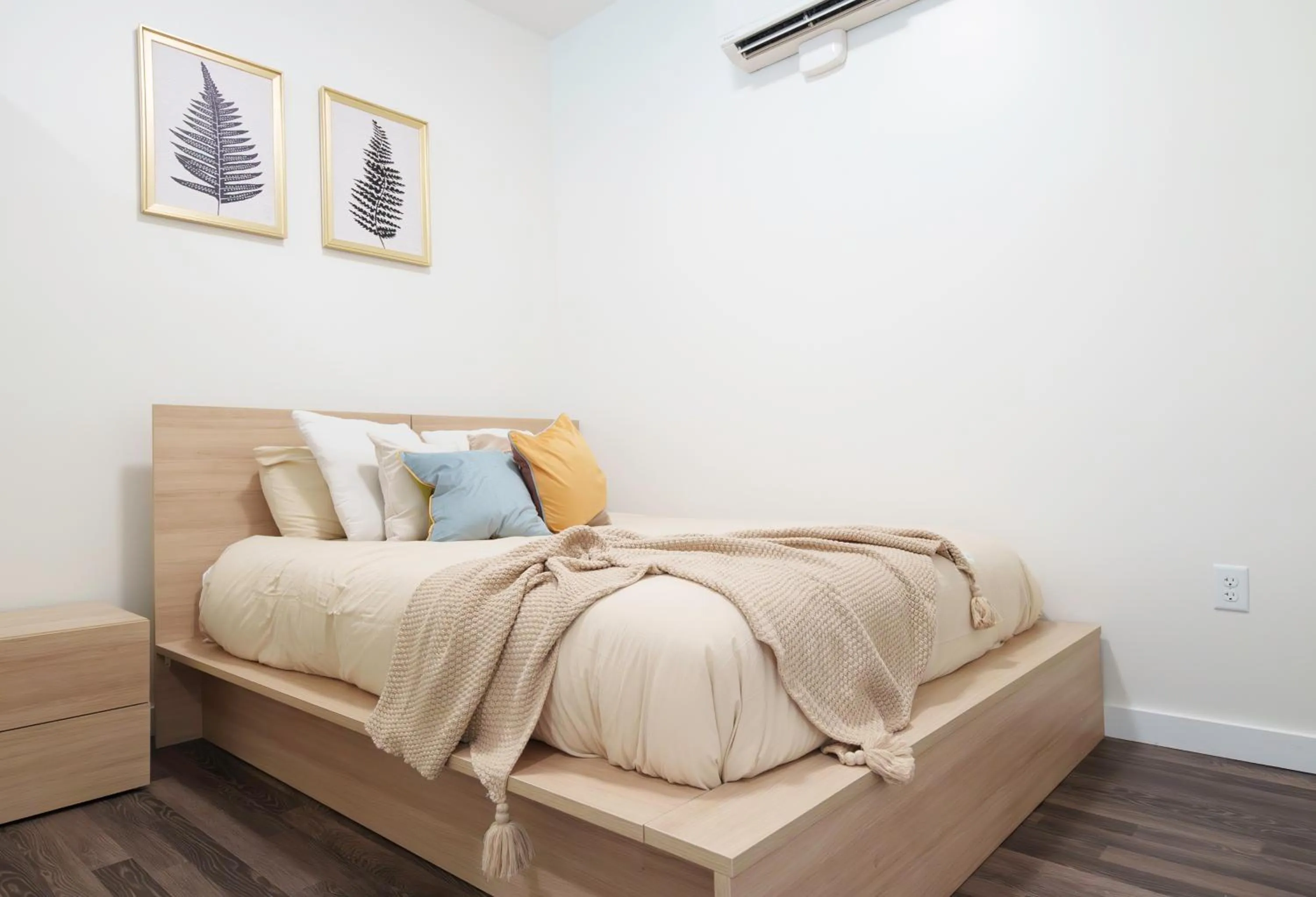 Bed in The Standard Downtown Columbus